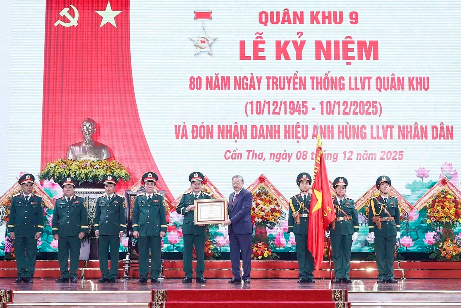 - Ảnh 4. - Ảnh 4.