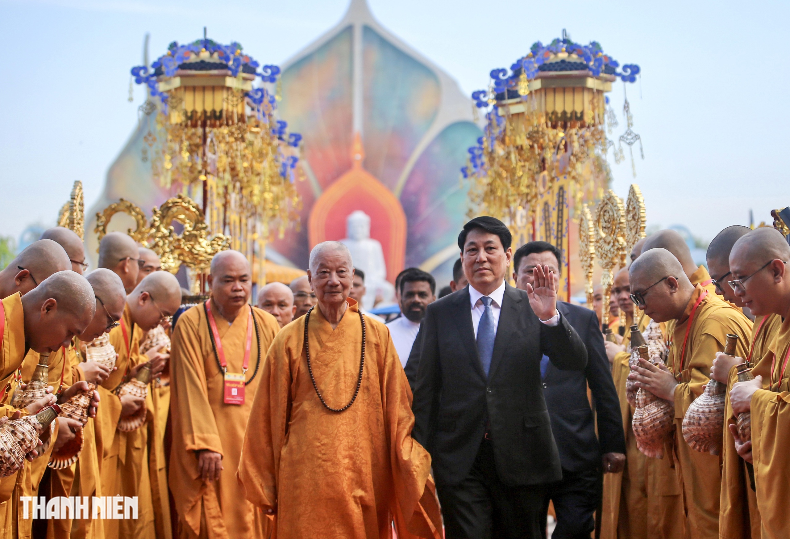 To&agrave;n cảnh Việt Nam 2025 qua ống k&iacute;nh Thanh Ni&ecirc;n - Ảnh 6.