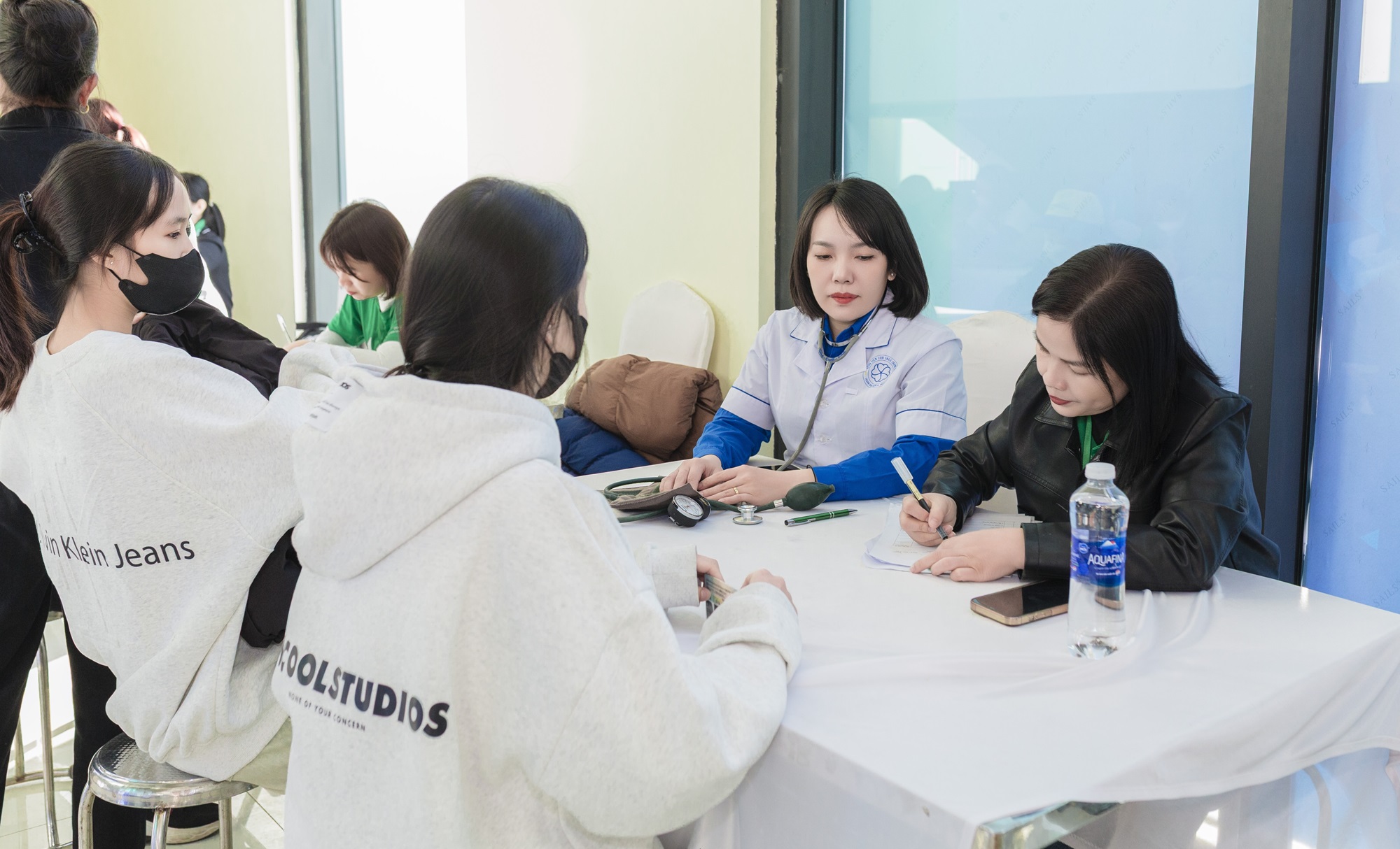 Manulife khởi động chiến dịch nâng cao nhận thức người trẻ về sức khỏe tiêu hóa - Ảnh 3.