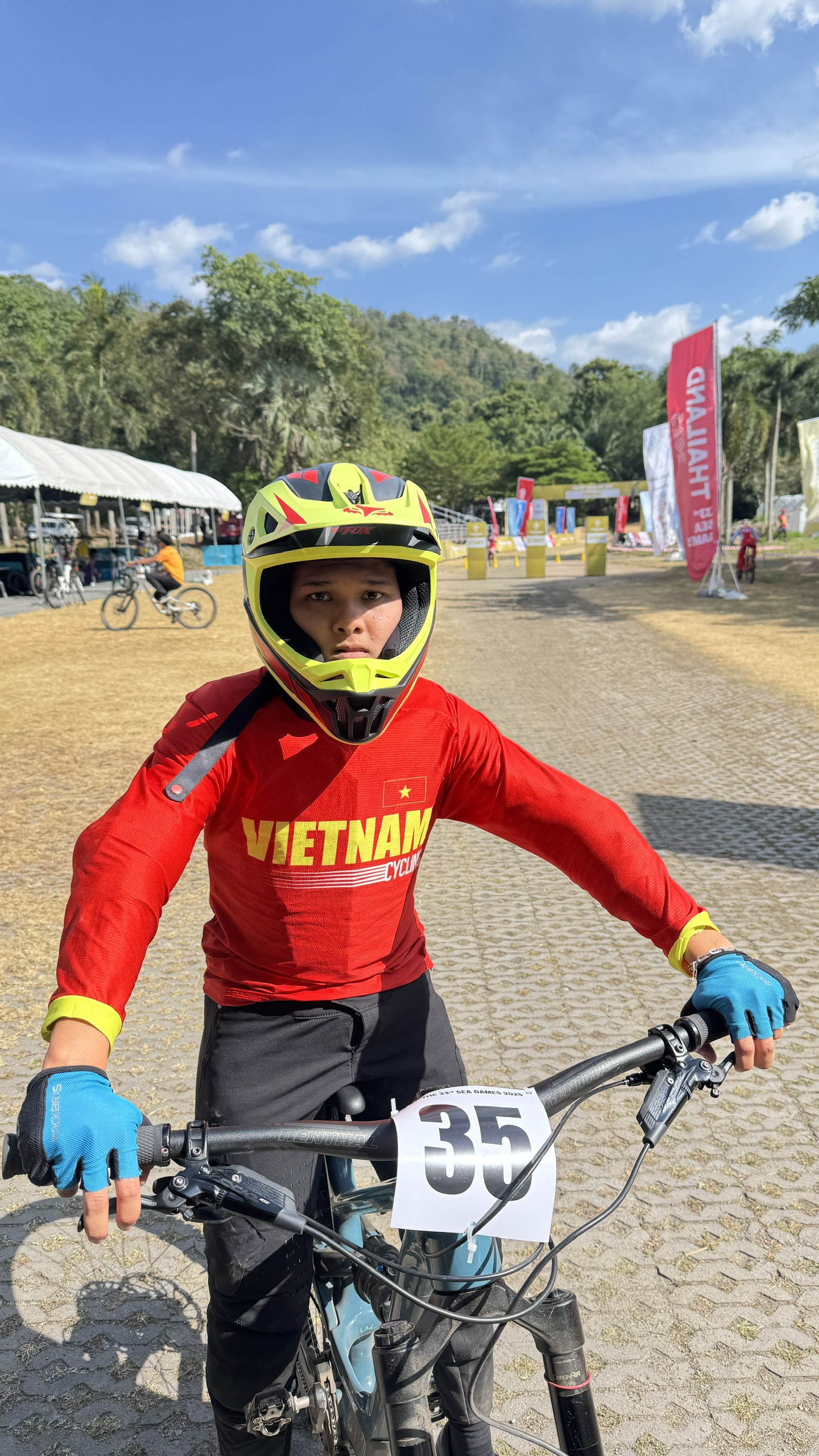 Thái Lan làm đường đua địa hình trong sở thú, cua rơ Việt Nam gặp khó- Ảnh 7. Thái Lan làm đường đua địa hình trong sở thú, cua rơ Việt Nam gặp khó- Ảnh 7.