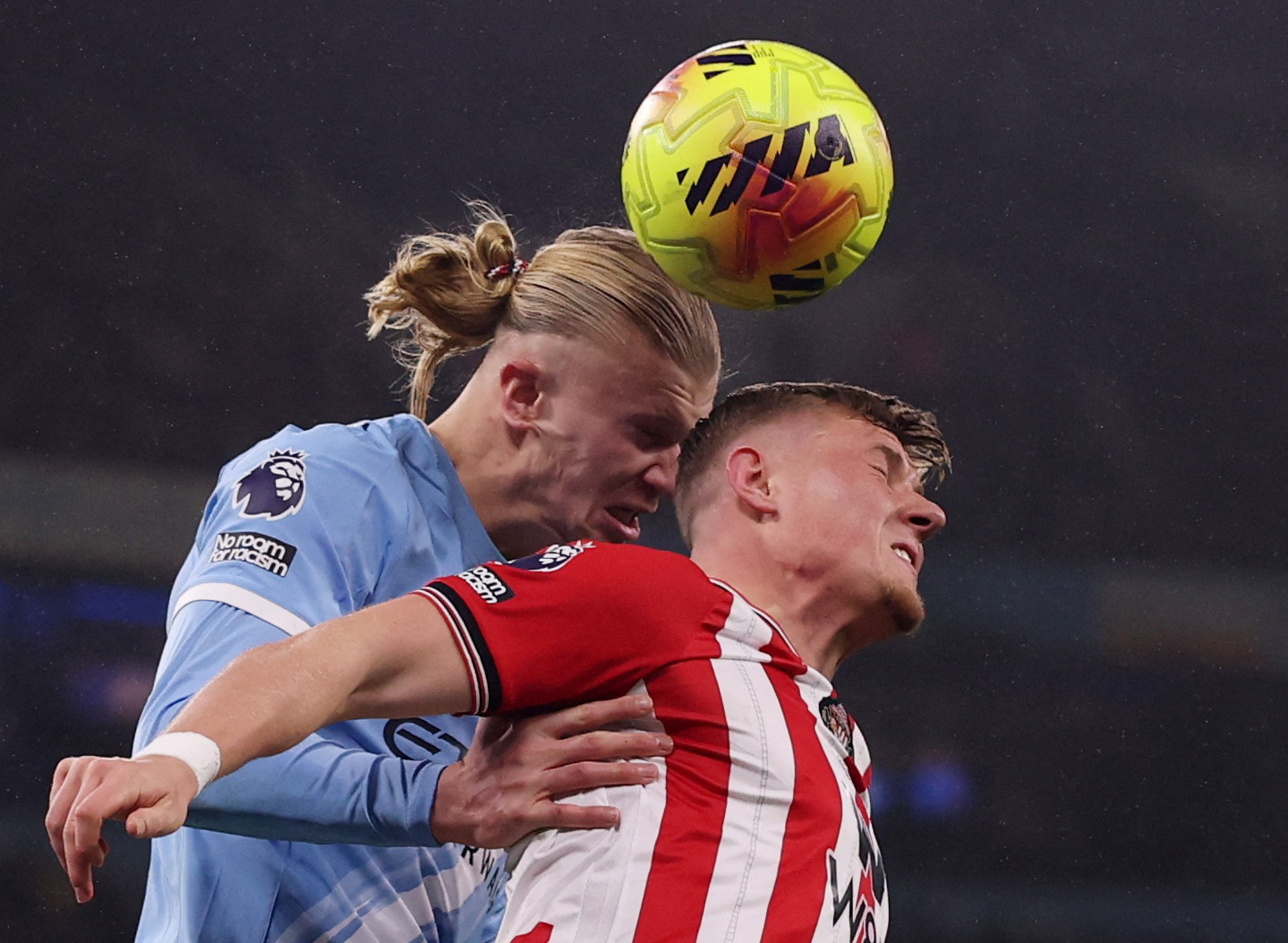 Nóng: FPT Play sở hữu bản quyền phát sóng Ngoại hạng Anh tại Việt Nam, khán giả hết lo âu- Ảnh 2. Nóng: FPT Play sở hữu bản quyền phát sóng Ngoại hạng Anh tại Việt Nam, khán giả hết lo âu- Ảnh 2.