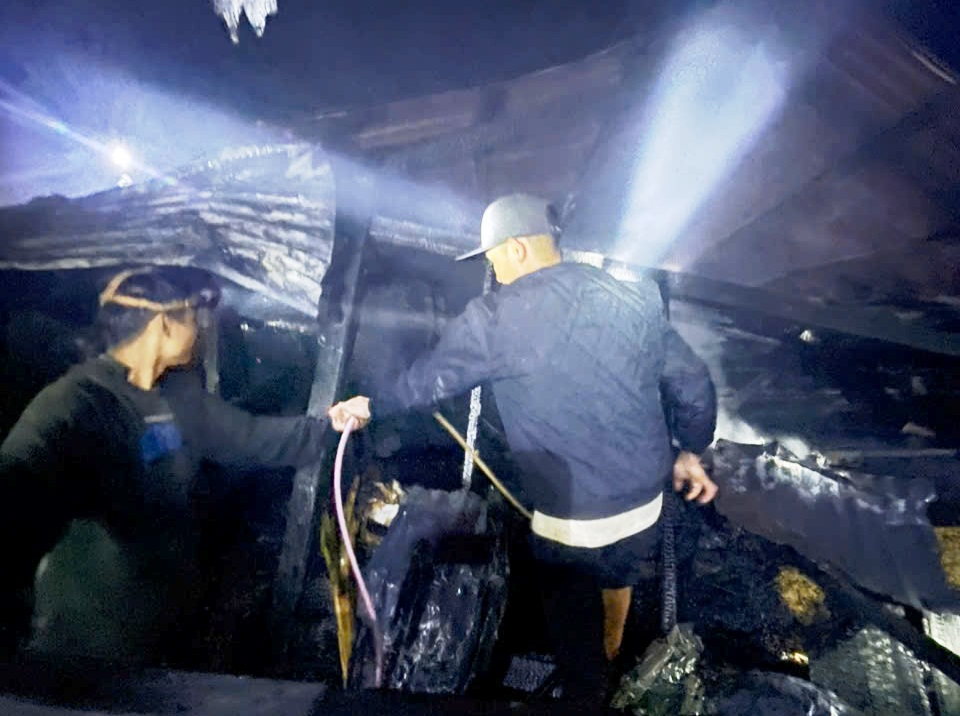 Đà Nẵng: Cháy nhà trong đêm, một cụ ông 93 tuổi tử vong thương tâm- Ảnh 1.