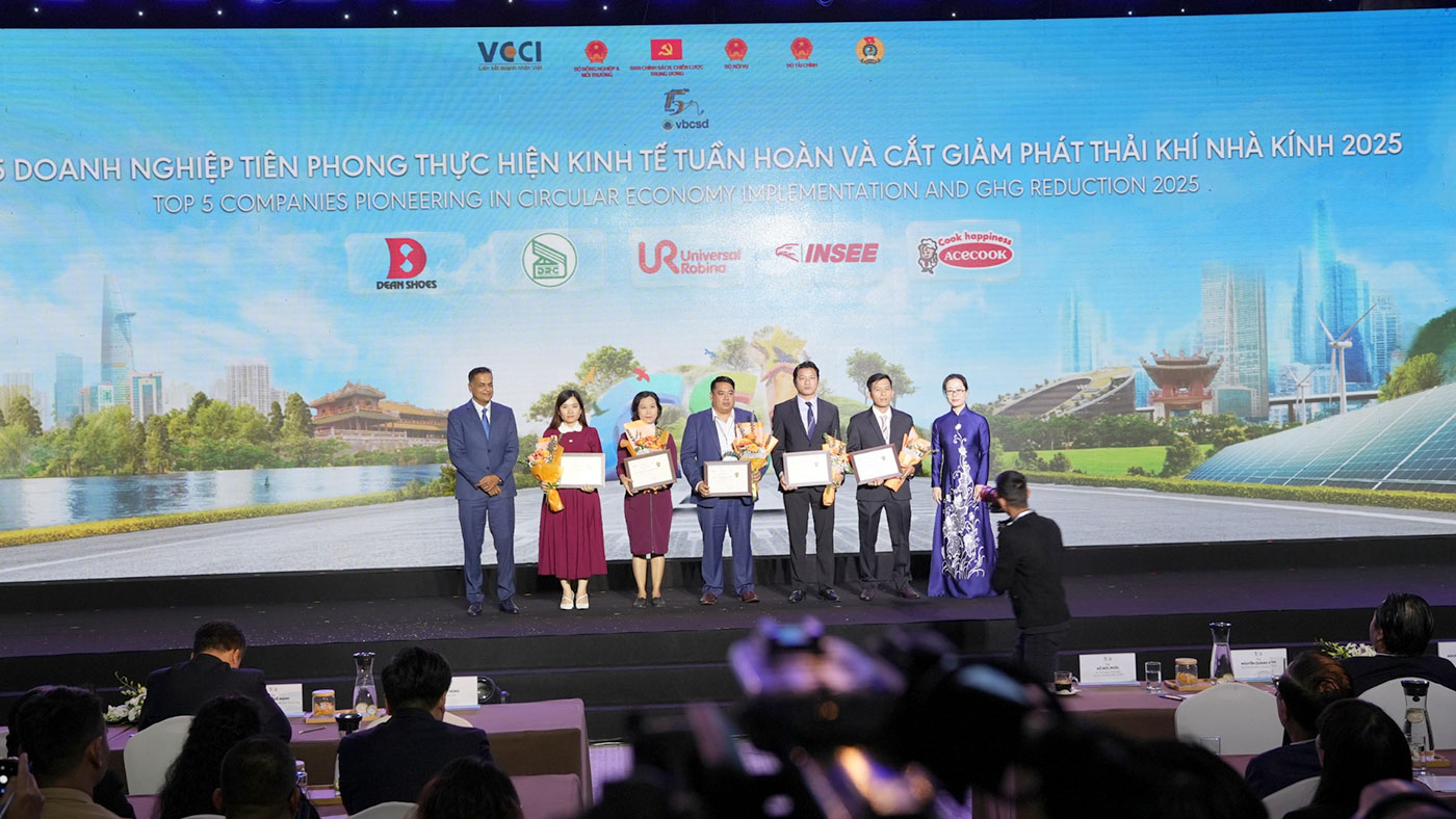 INSEE Việt Nam xuất sắc lập ‘cú đúp’ tại Top 100 CSI 2025- Ảnh 1.