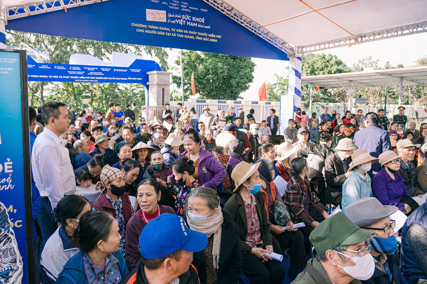 Từ Phục Vụ Đến Phụng Sự: Hành Trình Lặng Lẽ Góp Phần Chăm Sóc Sức Khỏe Hơn 33 Triệu Người Việt Nam- Ảnh 4.