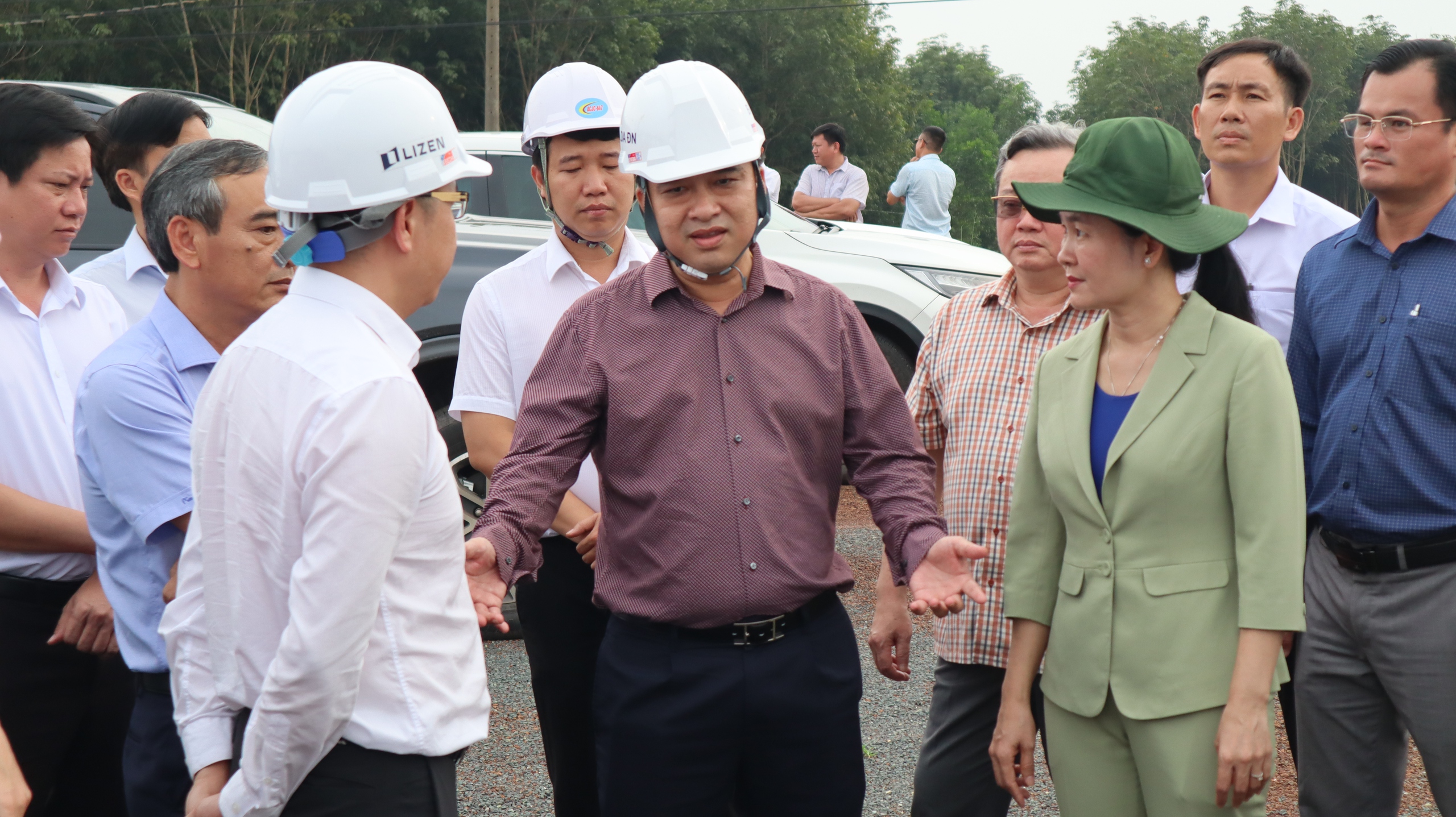 Doanh nghiệp dự án cao tốc Gia Nghĩa - Chơn Thành xin chuyển từ BOT sang BT - Ảnh 2. Doanh nghiệp dự án cao tốc Gia Nghĩa - Chơn Thành xin chuyển từ BOT sang BT - Ảnh 2.