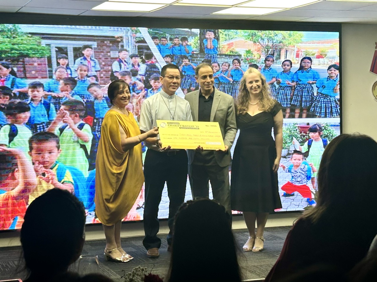 - Ảnh 1. - Ảnh 1.