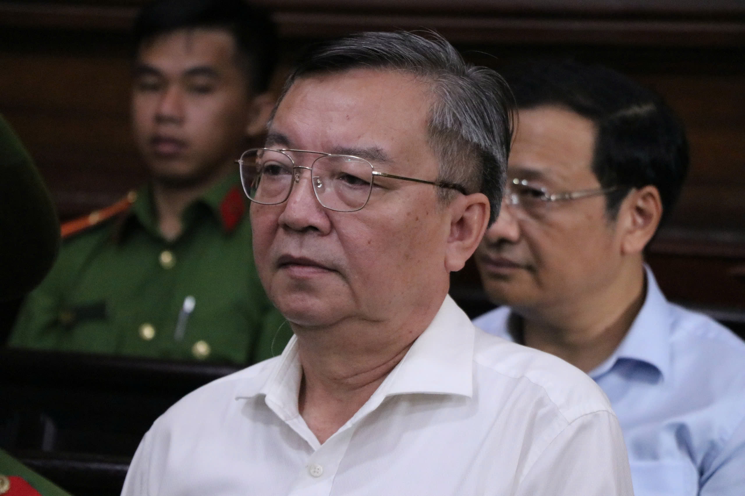 Gia đình bị cáo Nguyễn Thị Thanh Nhàn nộp 66 tỉ đồng khắc phục hậu quả vụ án - Ảnh 2. Gia đình bị cáo Nguyễn Thị Thanh Nhàn nộp 66 tỉ đồng khắc phục hậu quả vụ án - Ảnh 2.