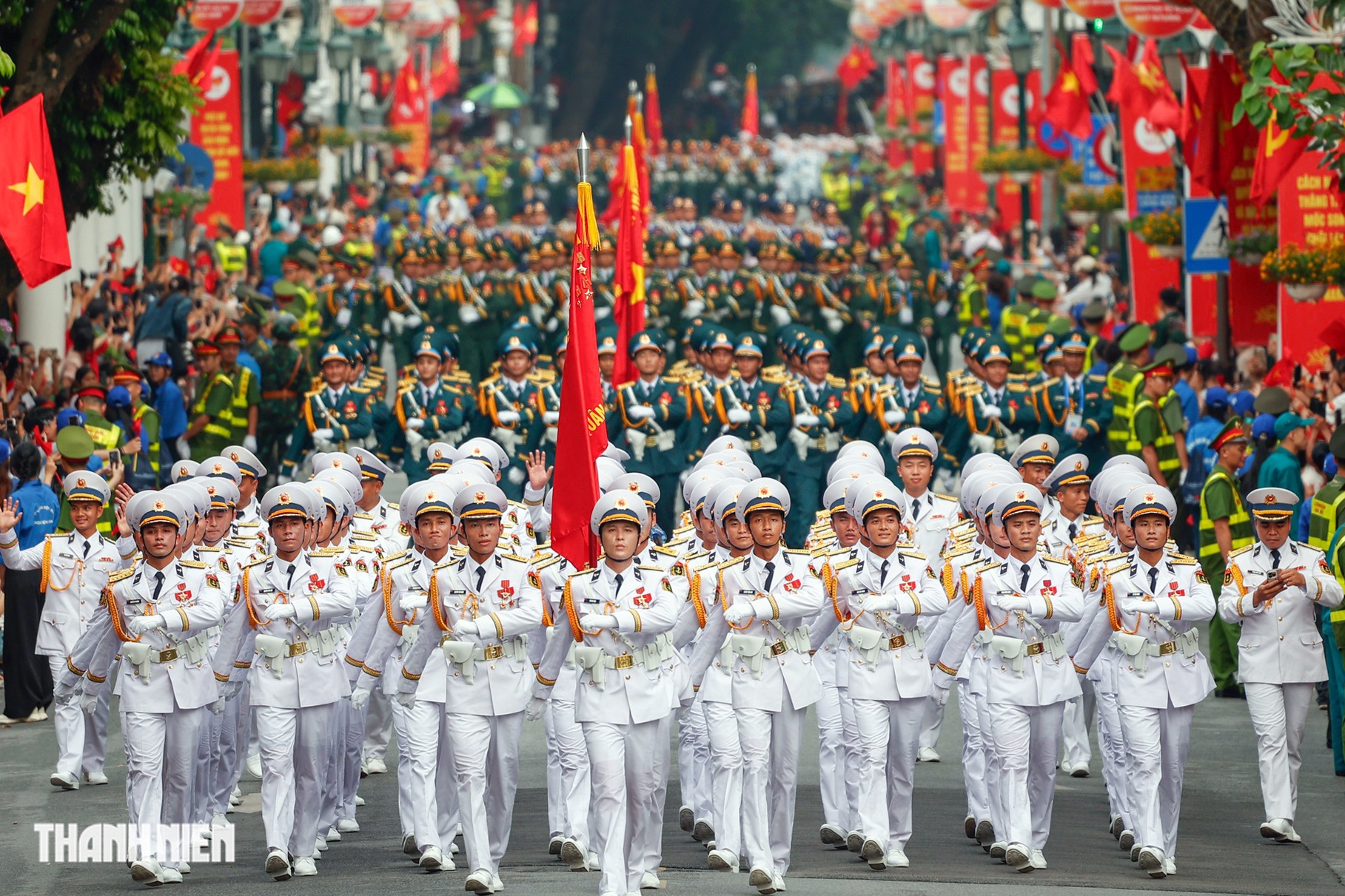 To&agrave;n cảnh Việt Nam 2025 qua ống k&iacute;nh Thanh Ni&ecirc;n - Ảnh 23.