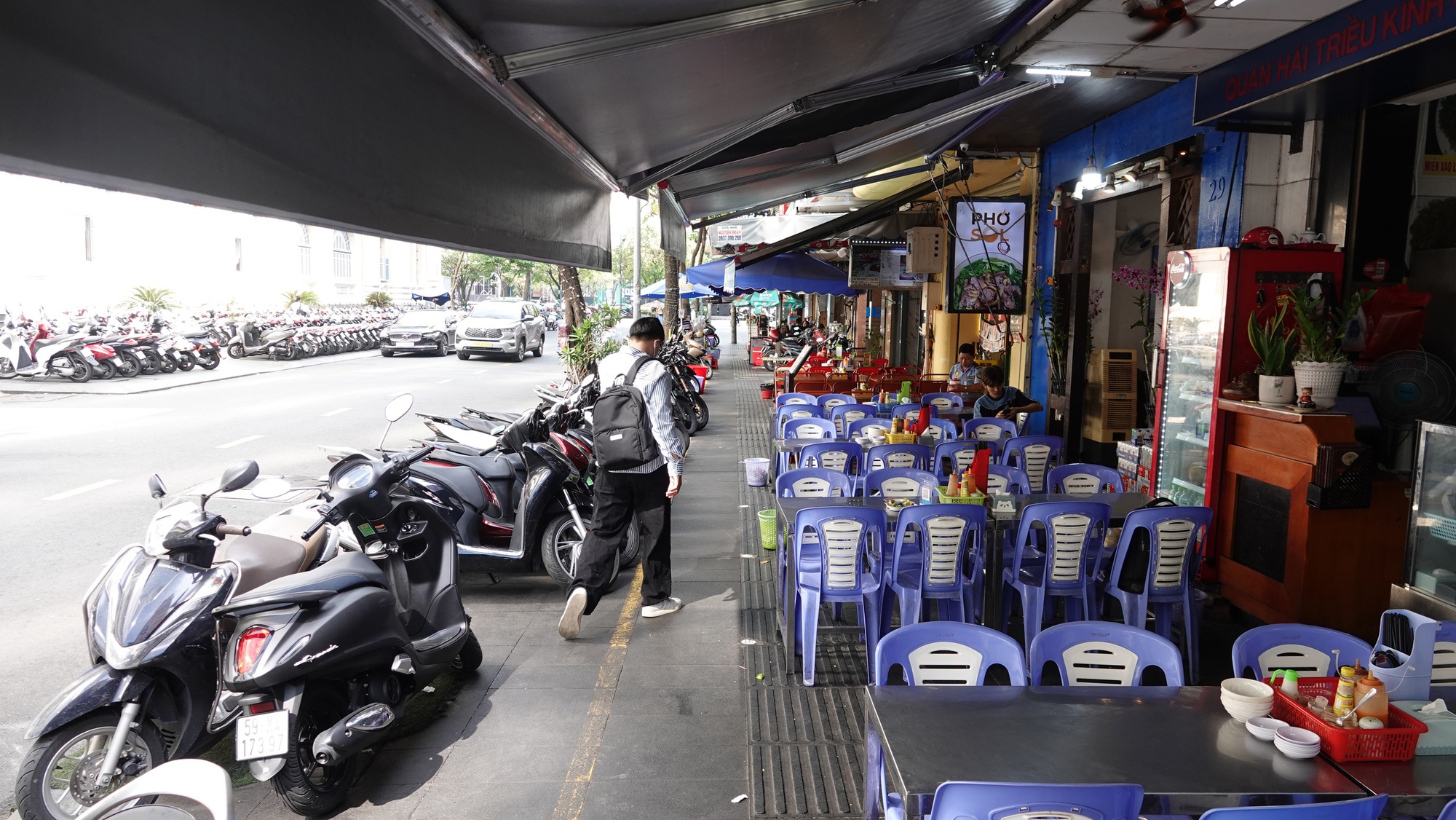 - Ảnh 4. - Ảnh 4.