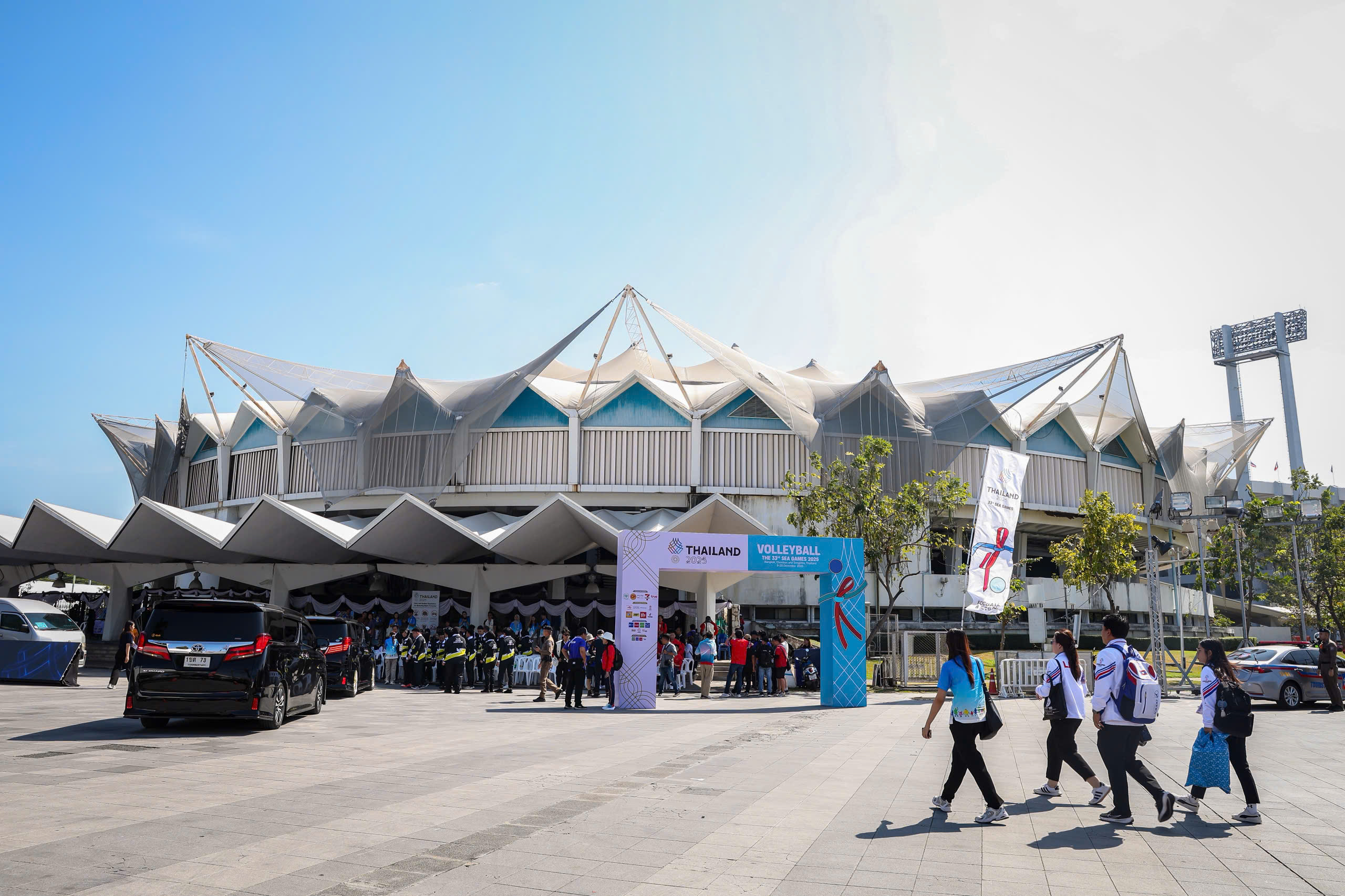 Avslöjar den nya sändningskanalen och matchschemat för det vietnamesiska damvolleybolllaget: Vilken dag kommer matchen att äga rum? - Foto 1. Lộ diện kênh phát và lịch thi đấu cực mới đội tuyển bóng chuyền nữ Việt Nam: Xuất trận ngày nào?- Ảnh 1.