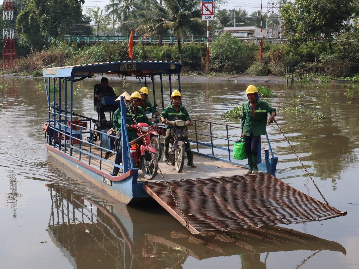 Sống ở TP.HCM: Nửa thế kỷ lái đò, 3 thế hệ tiếp nối thân thuộc- Ảnh 3.