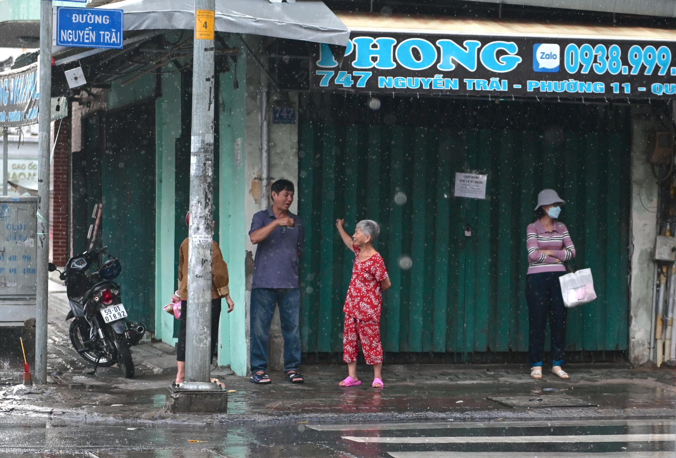 TP.HCM tiếp tục có mưa trái mùa trong tháng 2, trùng Tết Nguyên tiêu- Ảnh 4.