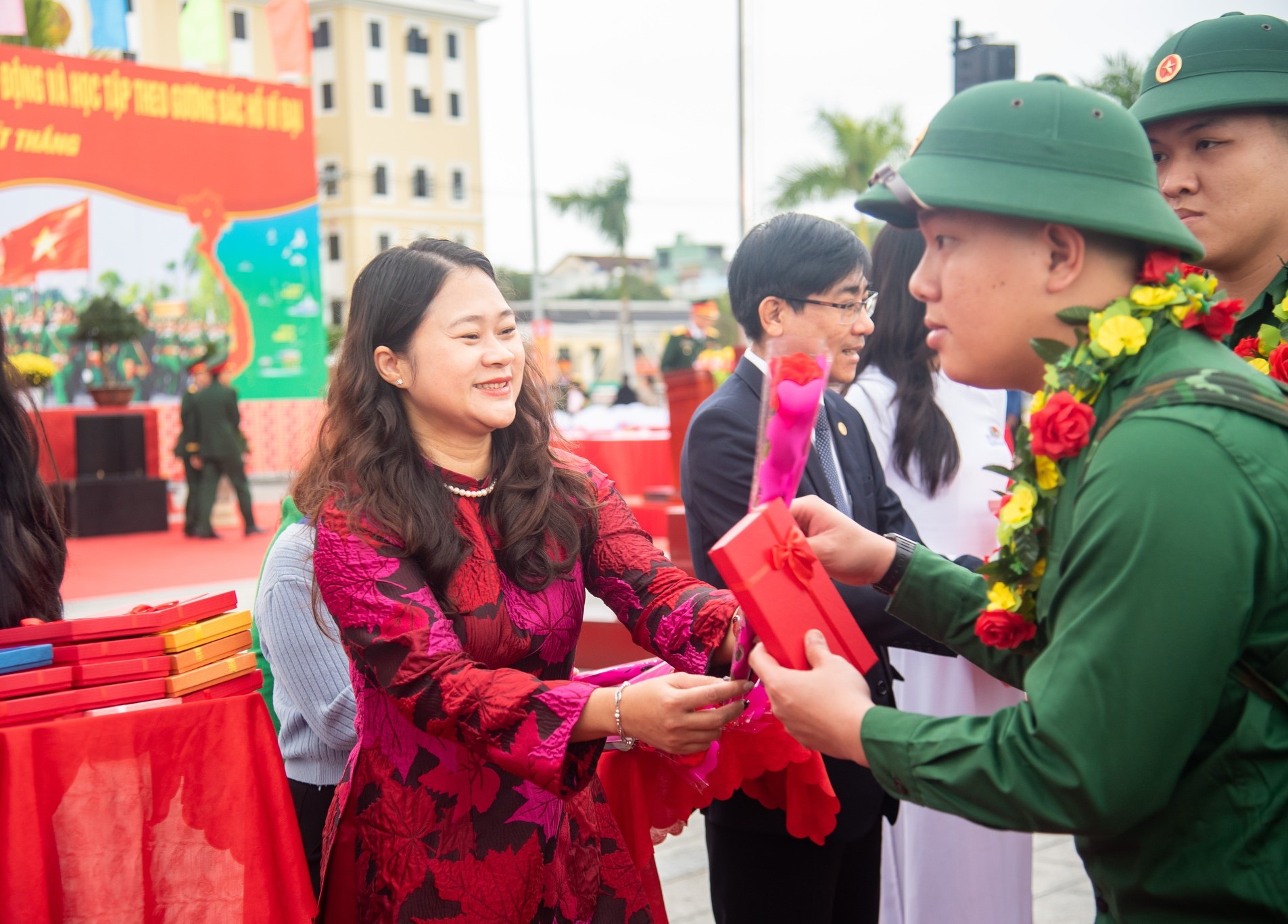 Tân binh Đà Nẵng bước lên cầu vinh quang- Ảnh 6.