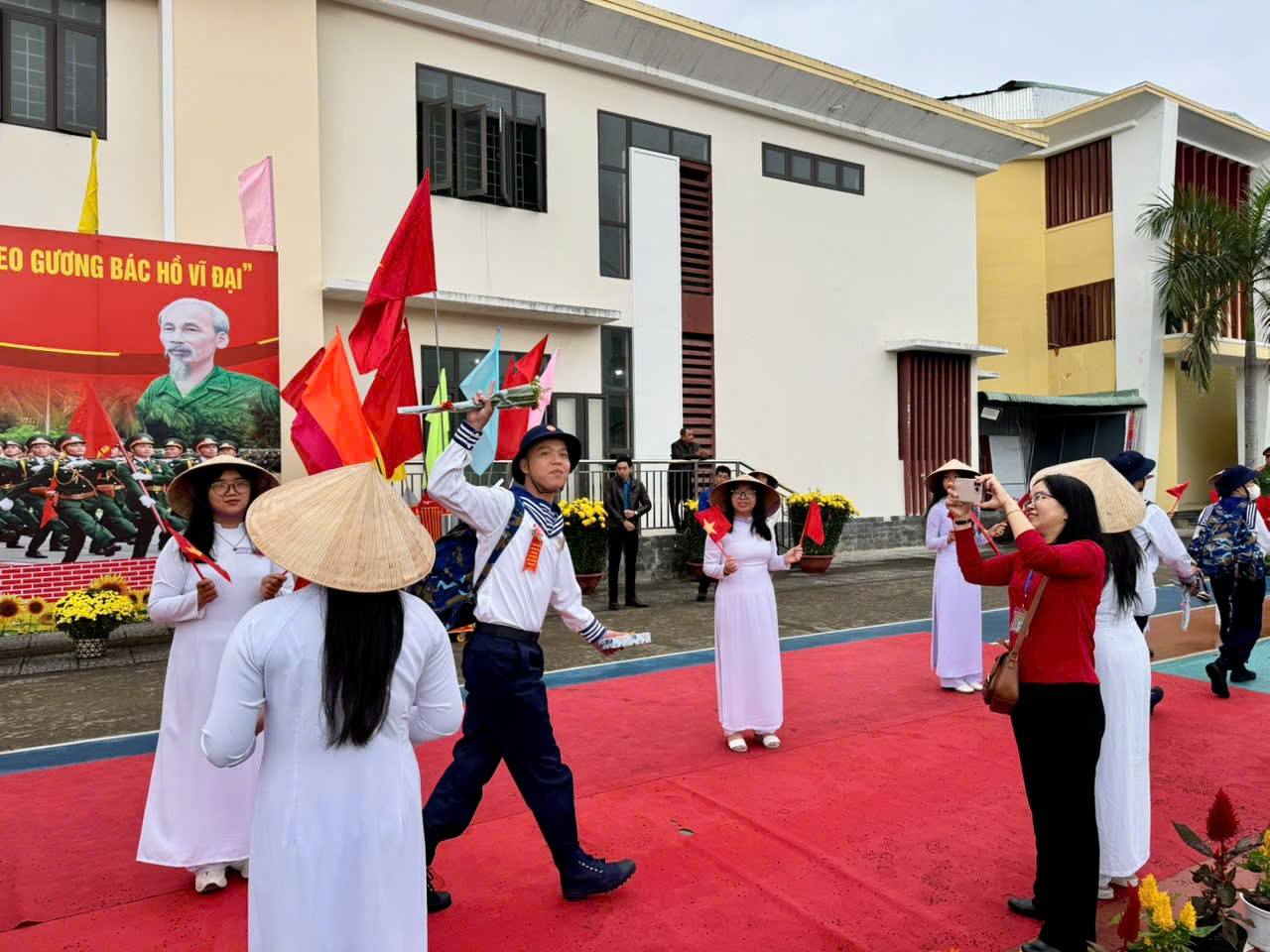 Tân binh Đà Nẵng bước lên cầu vinh quang- Ảnh 11.