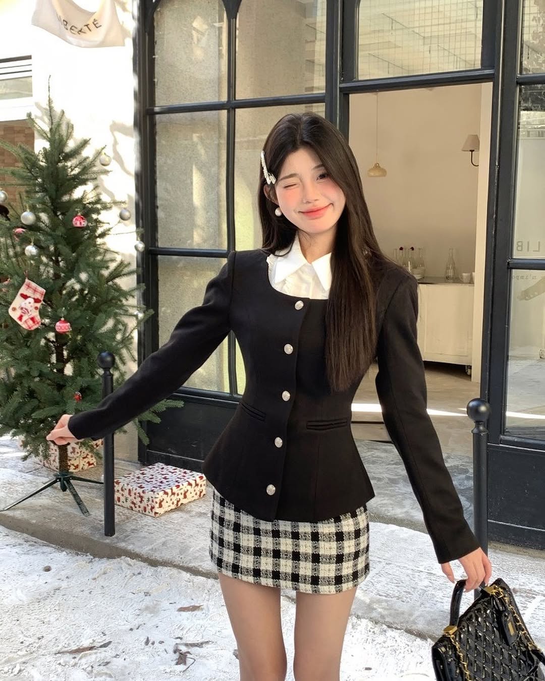 Reminiscent of vintage style with plaid pattern - Photo 5. Gợi nhớ phong cách vintage với họa tiết ca rô- Ảnh 5.