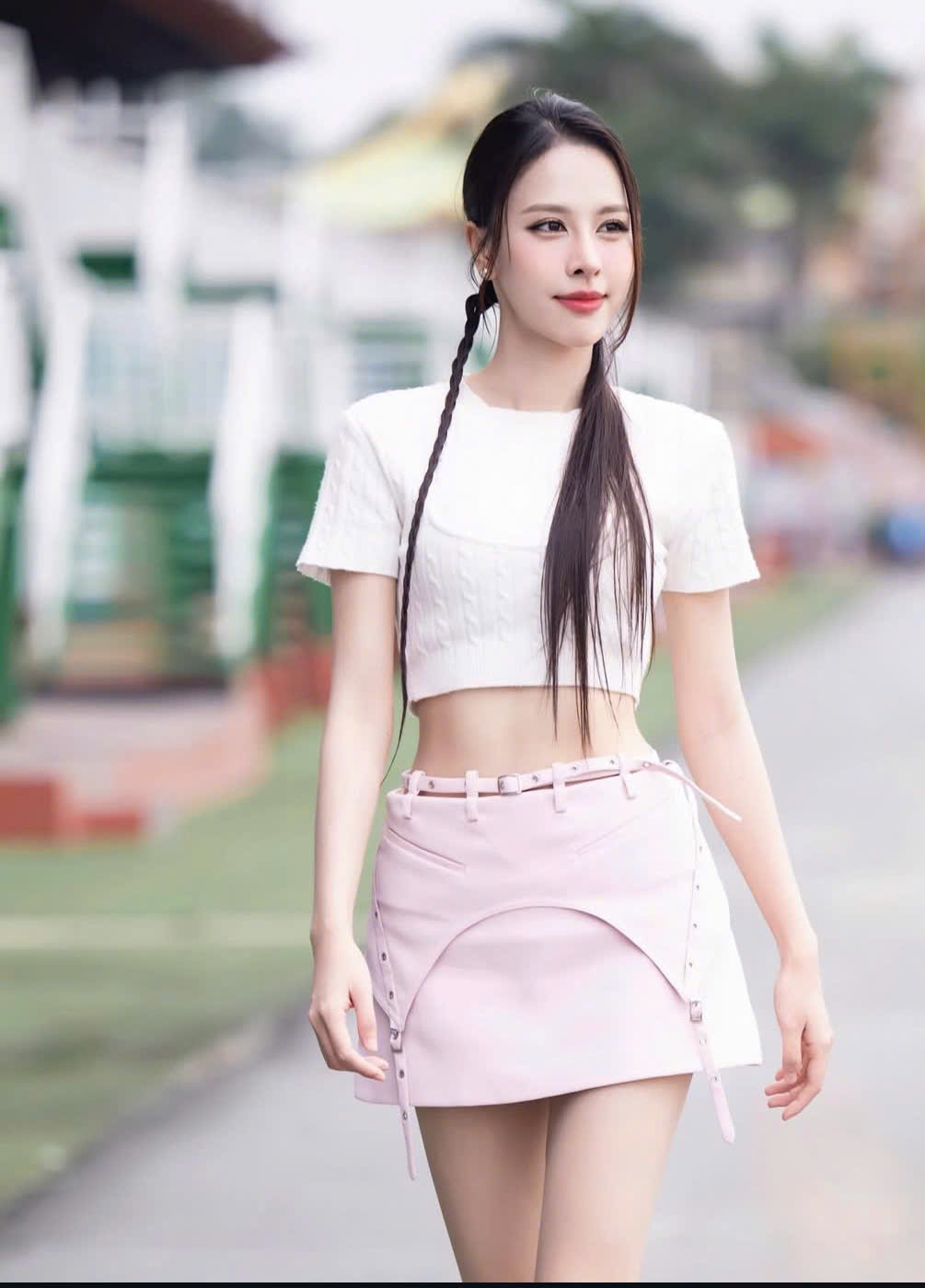 Chào hè với những bản phối cùng crop top cực chất- Ảnh 7. Chào hè với những bản phối cùng crop top cực chất- Ảnh 7.