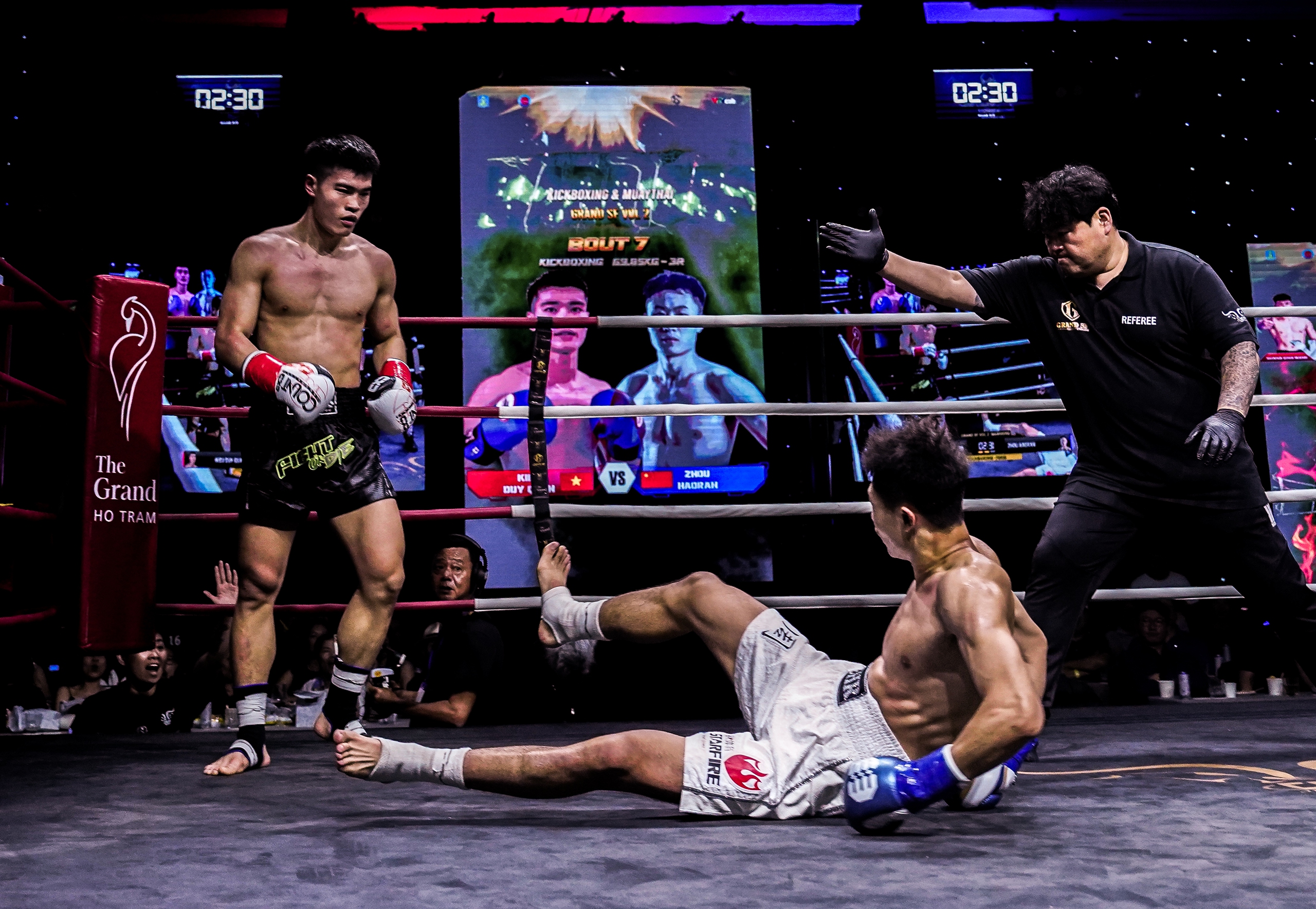 Đệ tử của 'độc cô cầu bại' Duy Nhất gây sốc, hạ knock-out cao thủ Thái Lan- Ảnh 2.