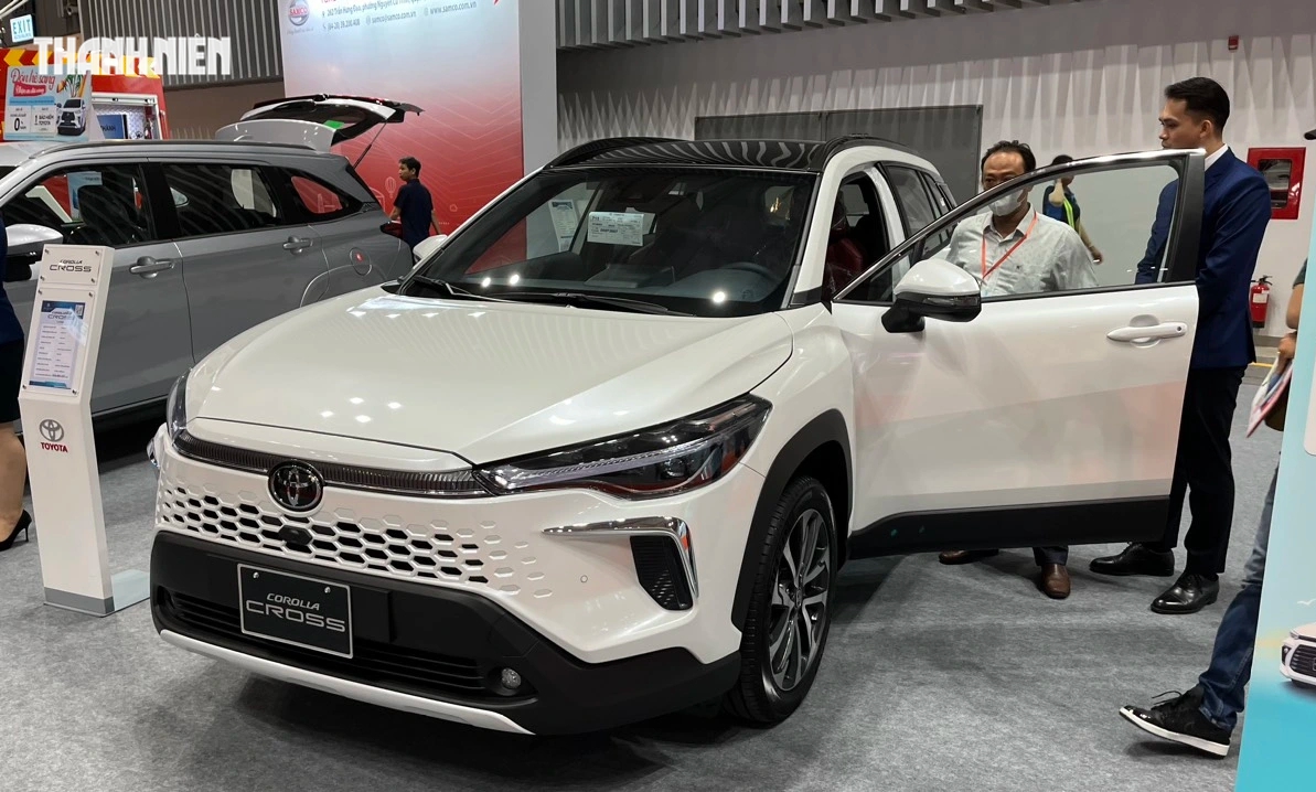 &Ocirc; t&ocirc; hybrid Nhật Bản chiếm ưu thế d&ugrave; sức mua giảm, Corolla Cross HEV dẫn đầu - Ảnh 2.