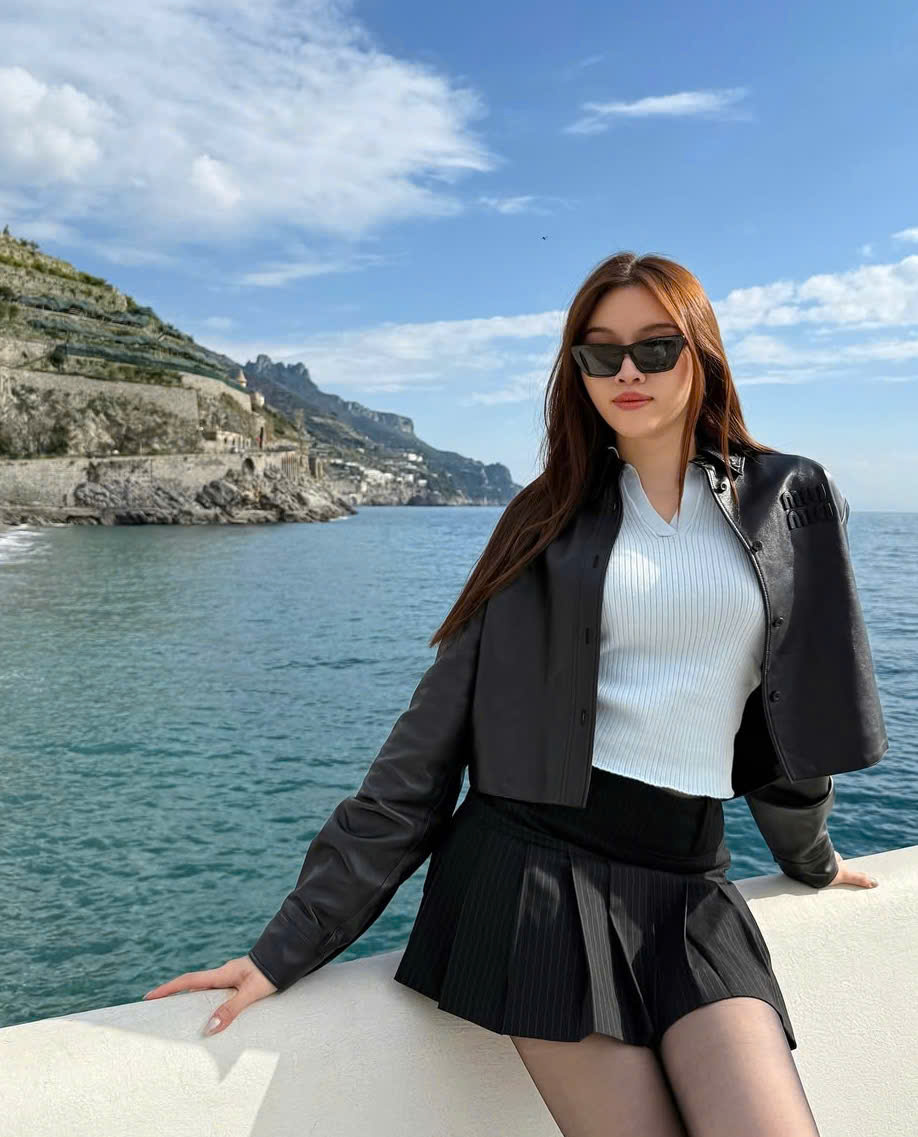 สีดำและสีขาวเป็นการผสมผสานที่ลงตัวสำหรับสาวๆ ทุกคน - ภาพที่ 4 Trắng và đen là bản phối bất bại cho bất kỳ cô nàng nào- Ảnh 4.