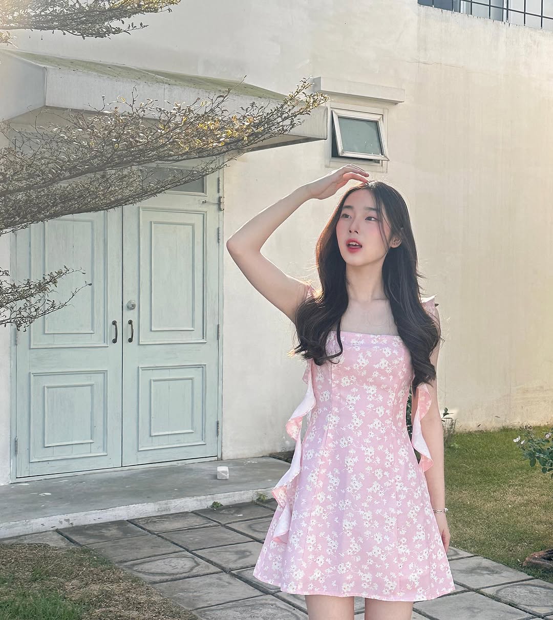 暑い夏の日のための解決策はノースリーブのドレスです - 写真 2。 Giải pháp cho ngày hè nóng bức gọi tên váy không tay- Ảnh 2.