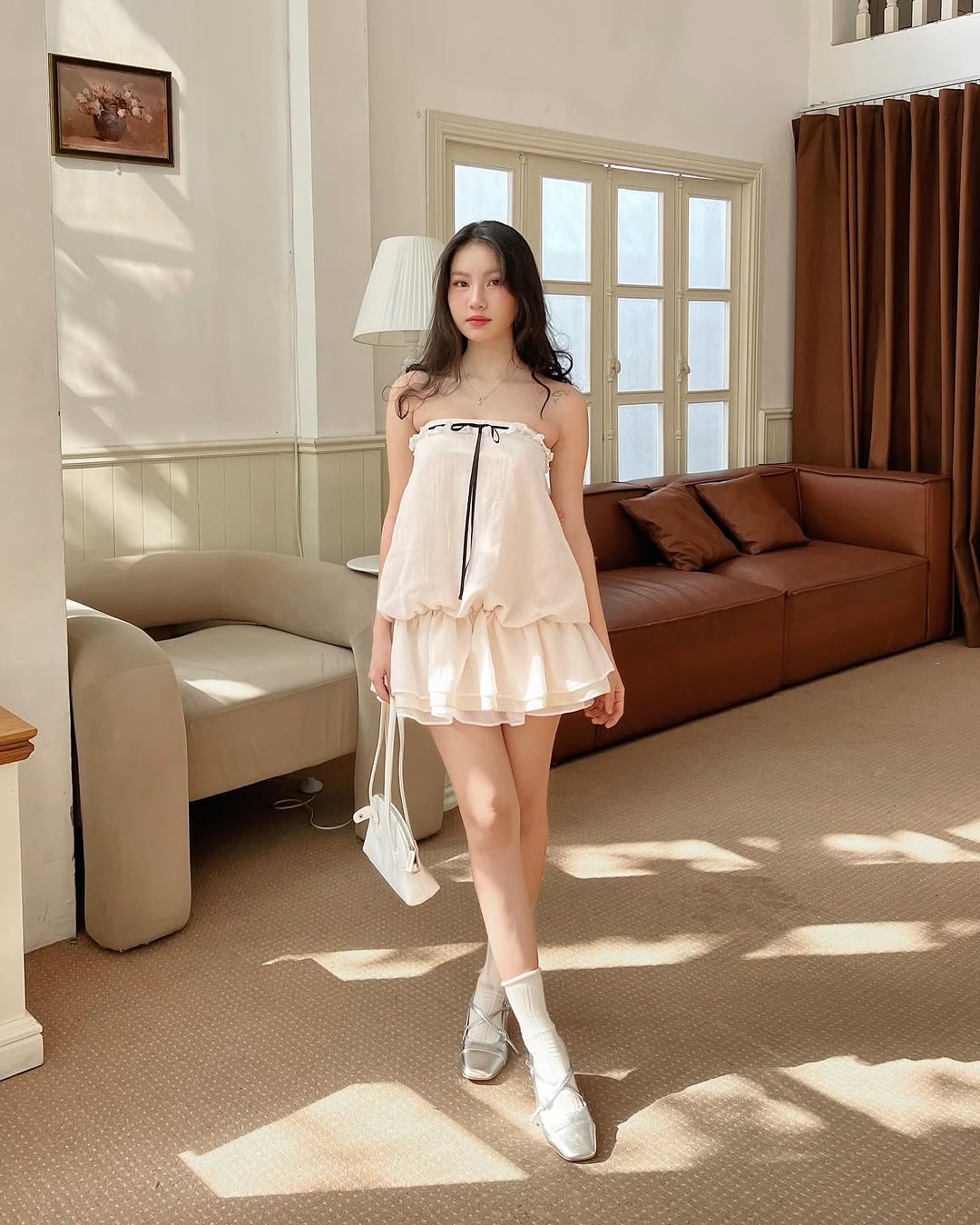 暑い夏の日にはノースリーブのドレスがおすすめです - 写真 7。 Giải pháp cho ngày hè nóng bức gọi tên váy không tay- Ảnh 7.