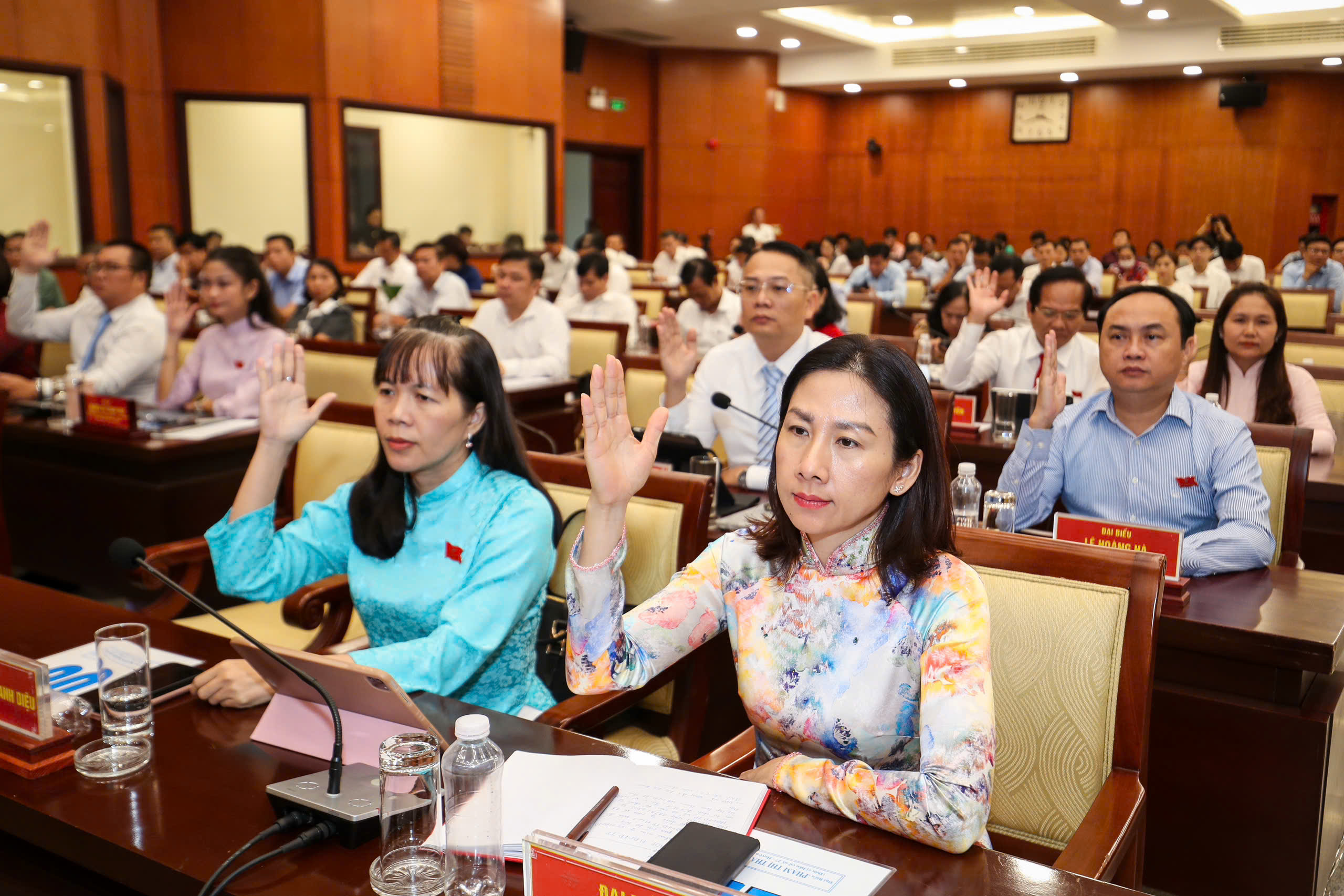 TP.HCM chính thức còn 16 sở, ngành- Ảnh 2. TP.HCM chính thức còn 16 sở, ngành- Ảnh 2.