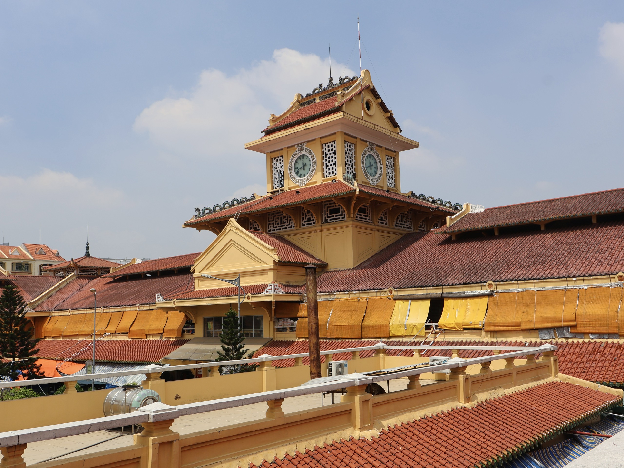 Sống ở TP.HCM: Chợ Bình Tây, biểu tượng trăm năm khu người Hoa