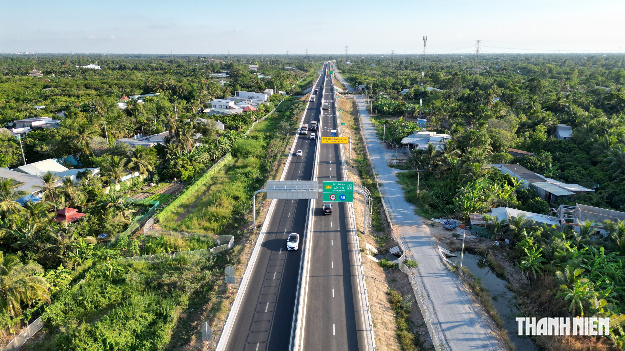 Cử tri nhiều tỉnh vùng ĐBSCL đồng loạt kiến nghị tăng tốc giao thông 'vùng trũng' - Ảnh 1.