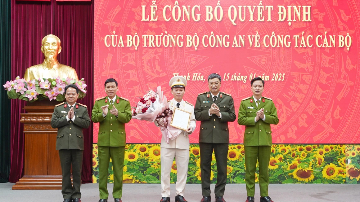 Đại tá Trịnh Văn Giang giữ chức Thủ trưởng Cơ quan CSĐT Công an thanh hóa - Ảnh 1. Đại tá Trịnh Văn Giang giữ chức Thủ trưởng Cơ quan CSĐT Công an thanh hóa - Ảnh 1.