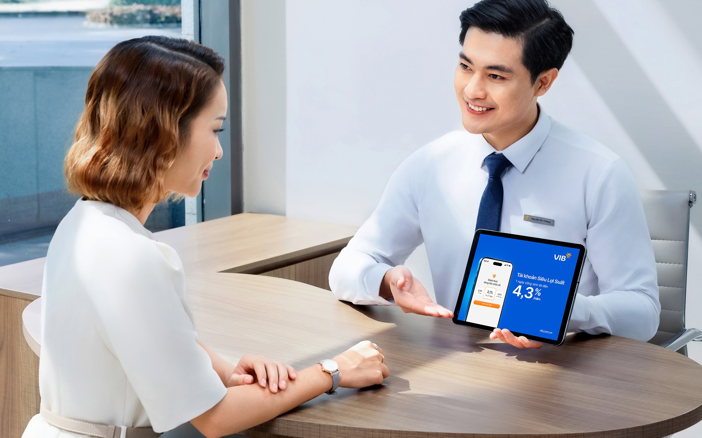 Hàng ngàn chủ tài khoản Siêu Lợi Suất VIB đã sở hữu vé Anh Trai ‘Say Hi’- Ảnh 2. Hàng ngàn chủ tài khoản Siêu Lợi Suất VIB đã sở hữu vé Anh Trai ‘Say Hi’- Ảnh 2.