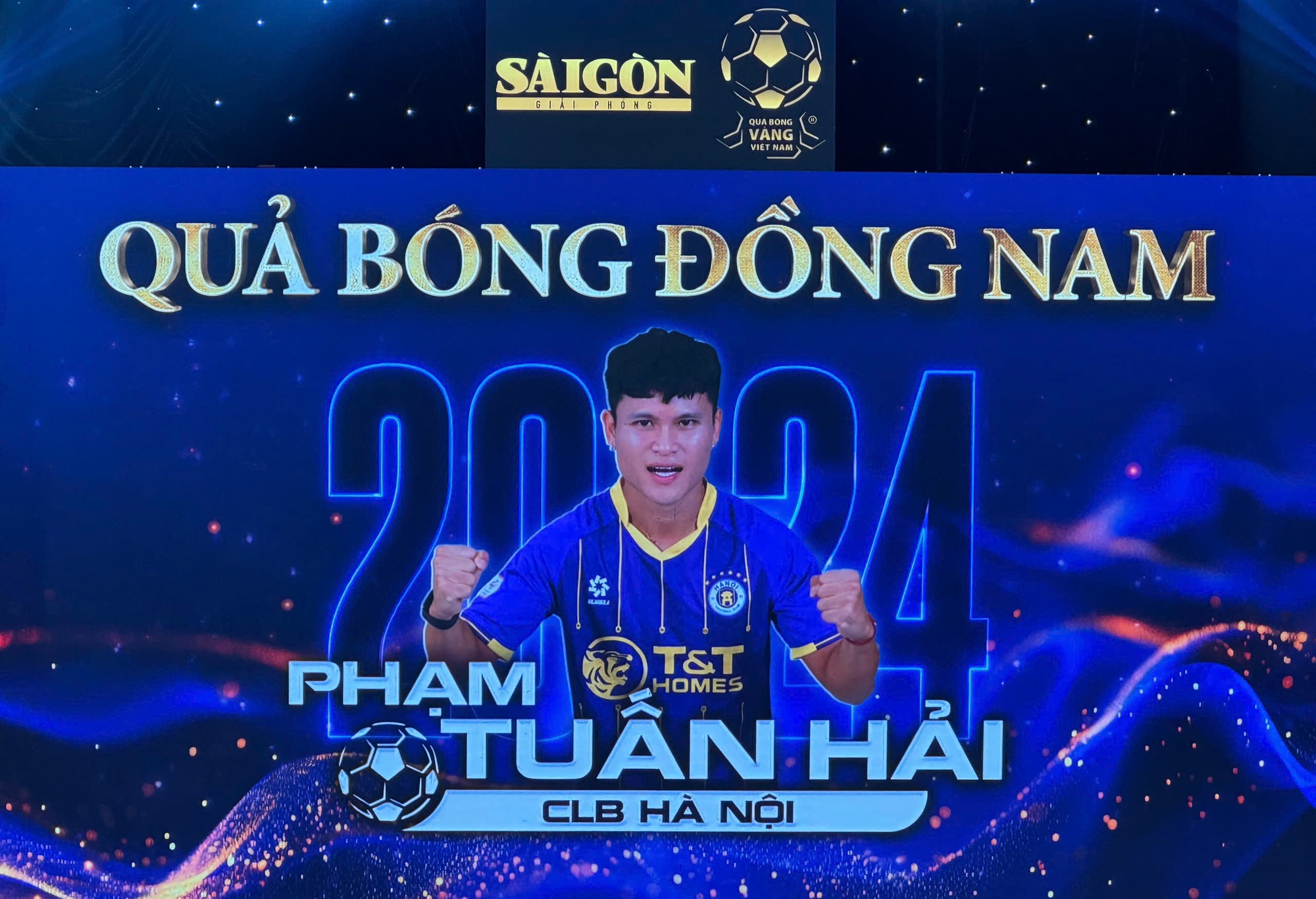 Tiến Linh chinh phục thành công Quả bóng vàng Việt Nam 2024, Hoàng Đức giành Quả bóng bạc- Ảnh 10. Tiến Linh chinh phục thành công Quả bóng vàng Việt Nam 2024, Hoàng Đức giành Quả bóng bạc- Ảnh 10.