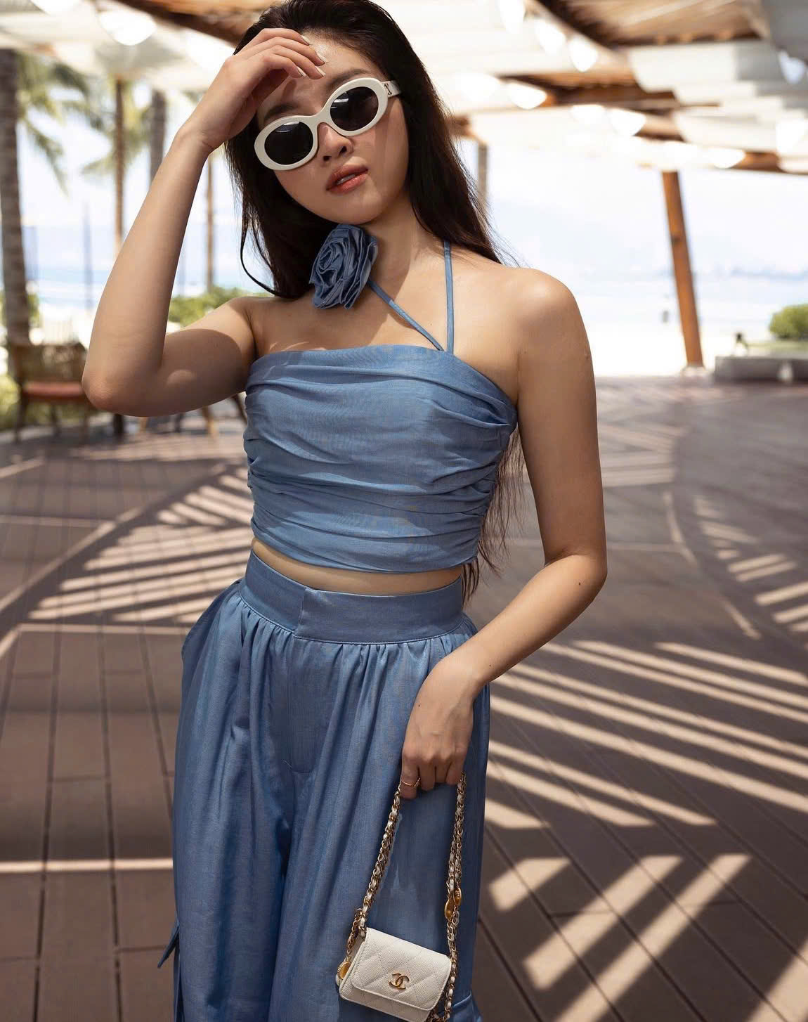 Přivítejte léto s topem bez ramínek pro dokonalou krásu - Foto 3. Chào hè với áo quây cho nàng đẹp hoàn hảo- Ảnh 3.