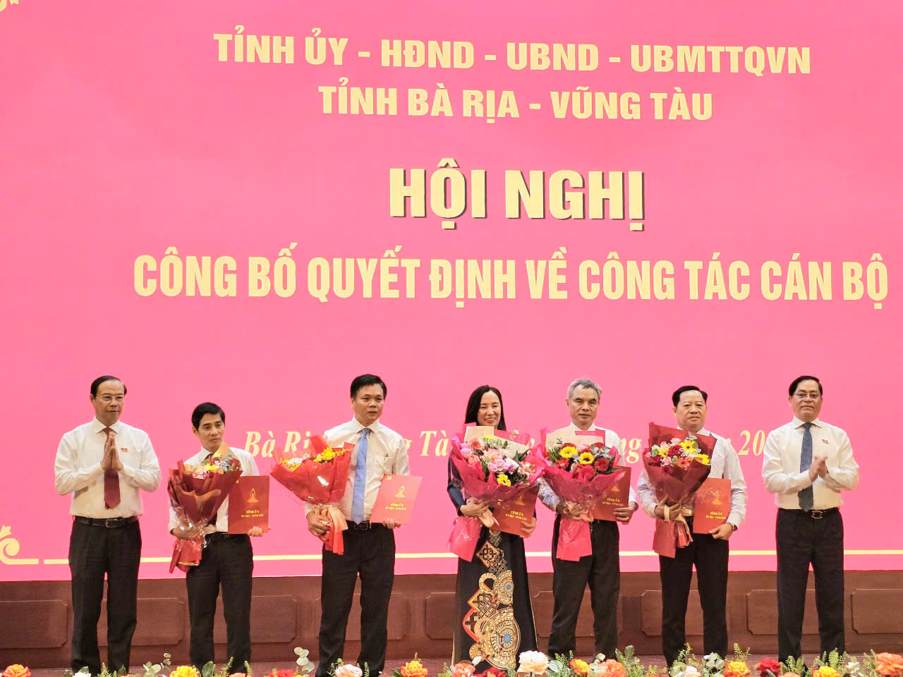 Bà Rịa - Vũng Tàu: Tập trung tháo gỡ điểm nghẽn về thủ tục hành chính- Ảnh 1. Bà Rịa - Vũng Tàu: Tập trung tháo gỡ điểm nghẽn về thủ tục hành chính- Ảnh 1.