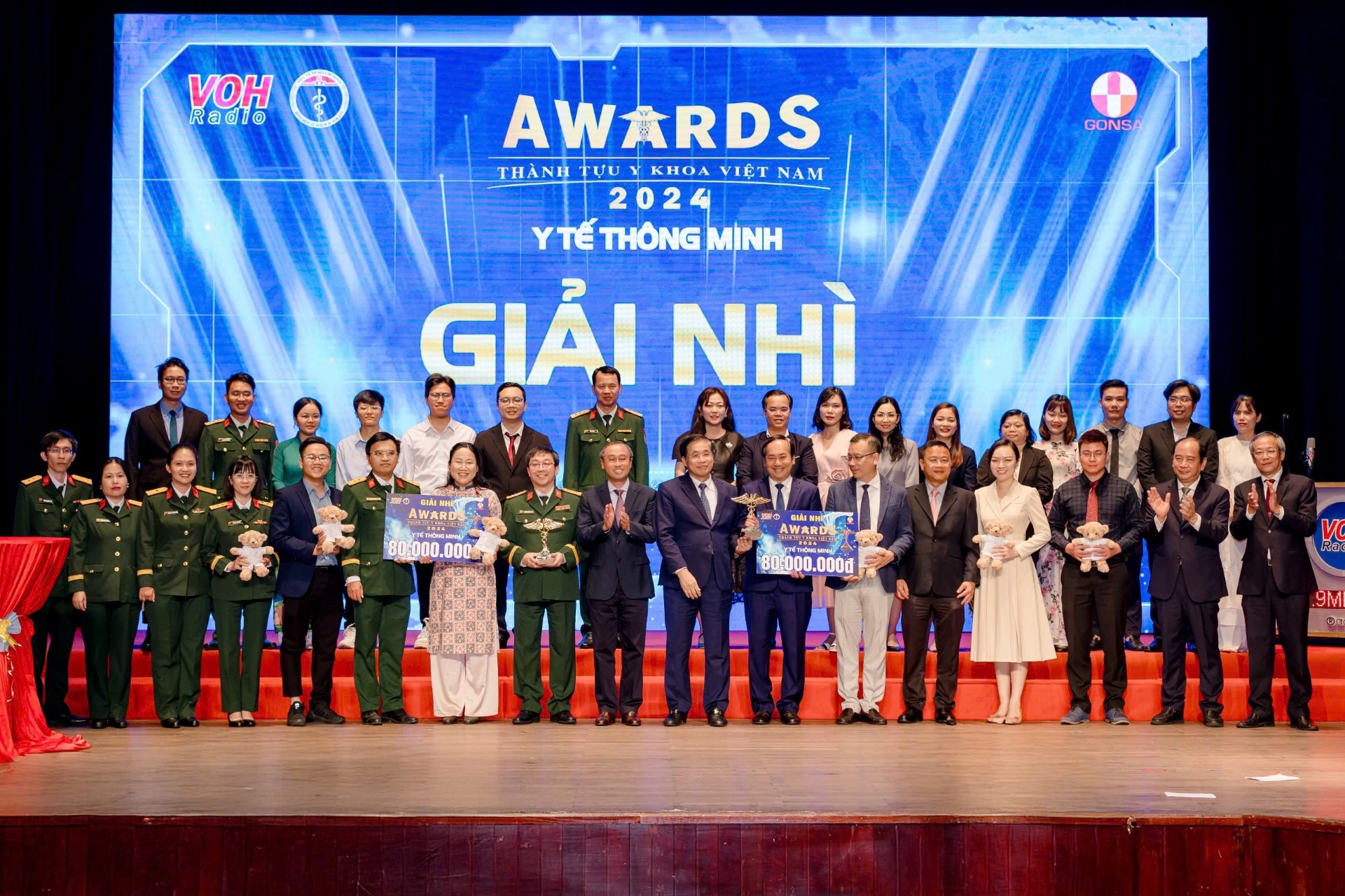 Bệnh viện đại học Y Dược TP.HCM nhận được hai giải thưởng Thành tựu y khoa Việt Nam 2024- Ảnh 1. Bệnh viện đại học Y Dược TP.HCM nhận được hai giải thưởng Thành tựu y khoa Việt Nam 2024- Ảnh 1.