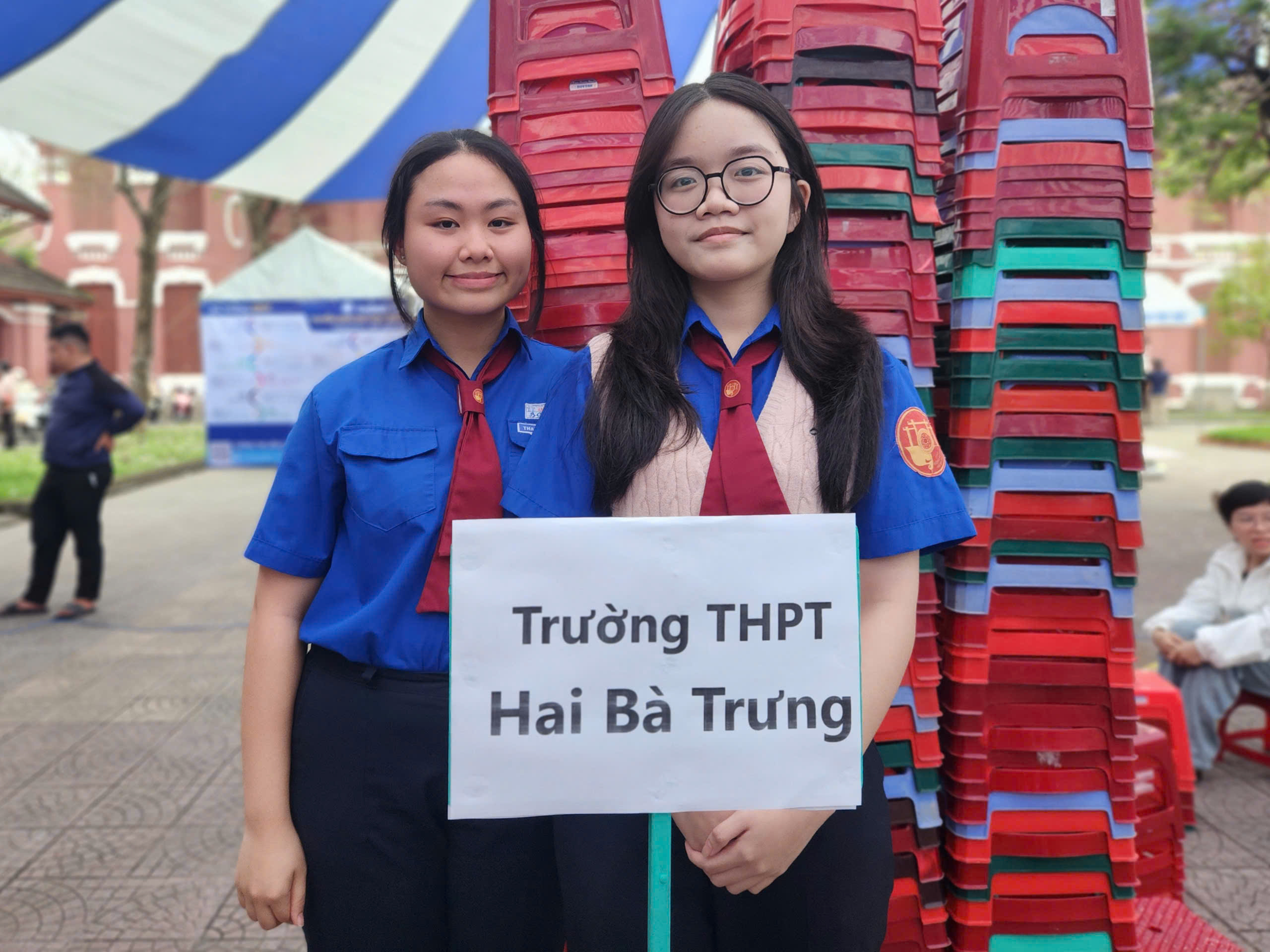 Tư vấn mùa thi 2025: Cơ hội chạm gần hơn ước mơ nghề nghiệp tại Huế - Ảnh 1.