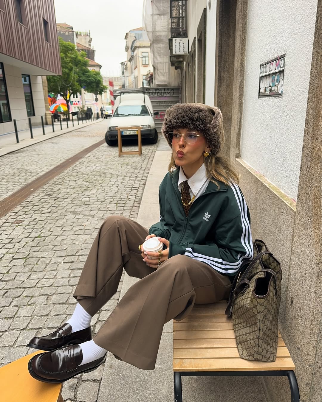 לבישת מכנסיים עוזרת לך לשמור על כושר 7 ימים בשבוע - תמונה 4. Diện quần tây giúp bạn giữ dáng 7 ngày trong tuần- Ảnh 4.