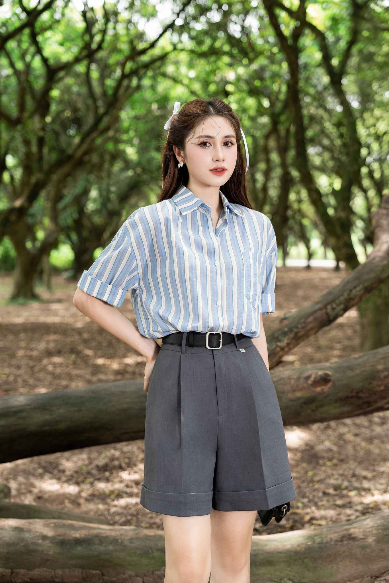 Μην φοβάστε να σπάσετε τα καλούπια με μοναδικά ριγέ ρούχα - Φωτογραφία 7. Ngại gì phá cách với trang phục kẻ sọc độc đáo- Ảnh 7.