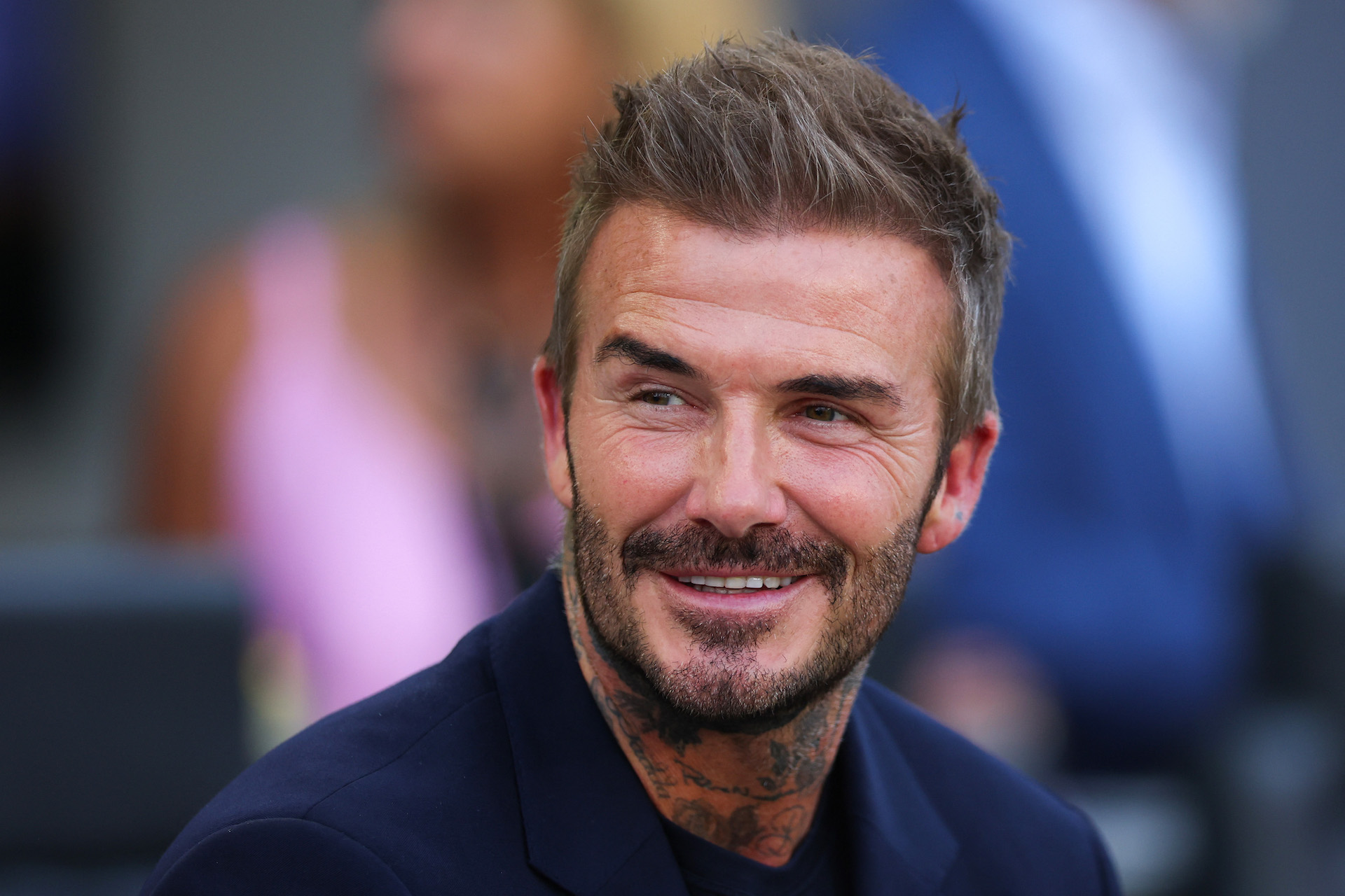 Vẻ ngoài nam tính, rắn rỏi của David Beckham ở tuổi 50- Ảnh 4.