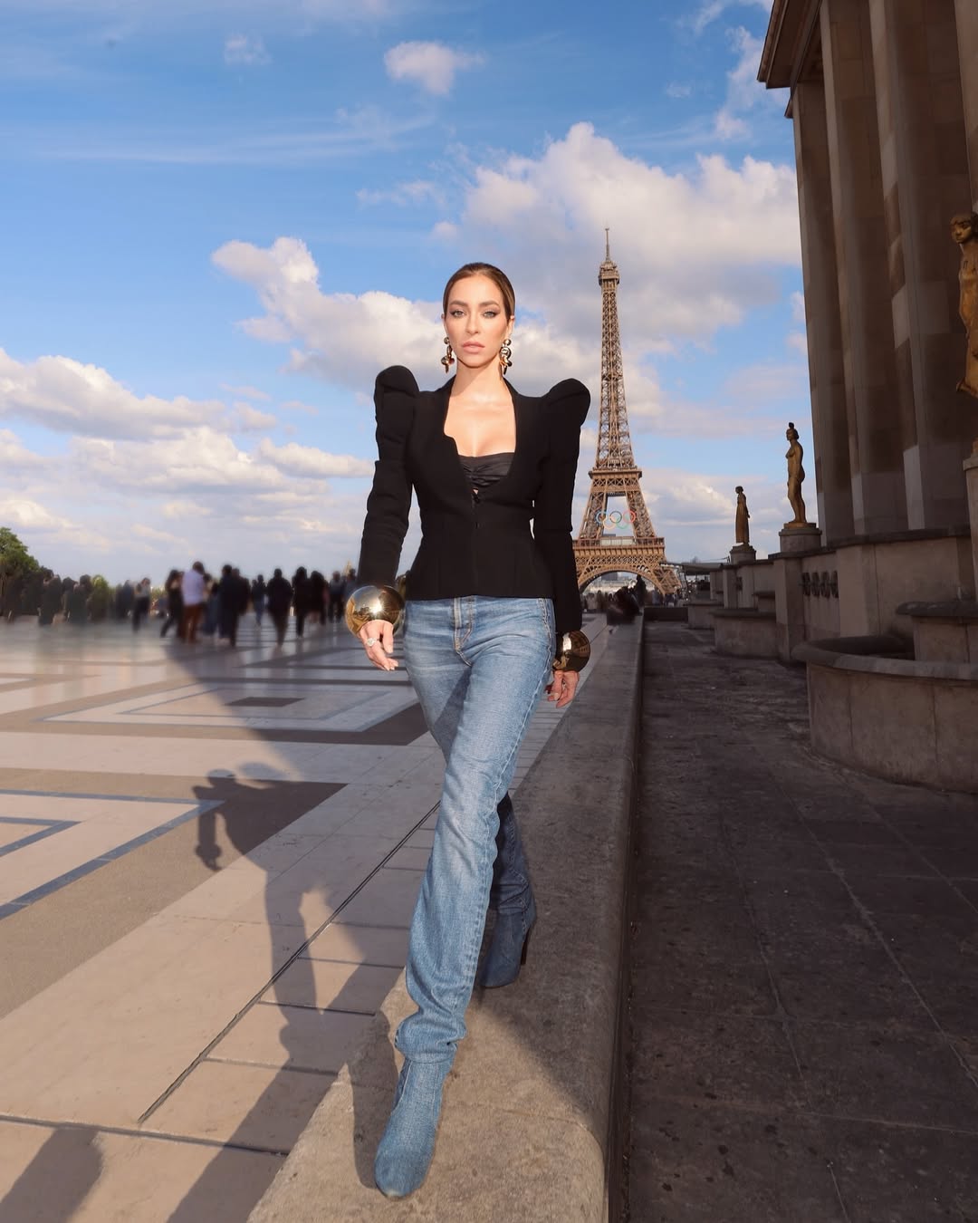 Die schönsten Frühlingsjeans, die Sie nicht verpassen sollten – Foto 5. Những chiếc quần jeans mùa xuân đẹp nhất, bạn không nên bỏ lỡ- Ảnh 5.