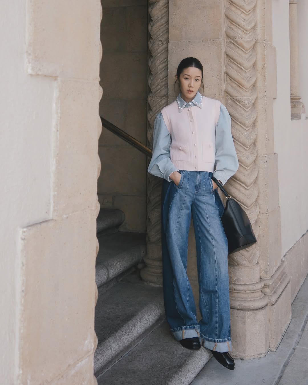 Die schönsten Frühlingsjeans, die Sie nicht verpassen sollten – Foto 2. Những chiếc quần jeans mùa xuân đẹp nhất, bạn không nên bỏ lỡ- Ảnh 2.