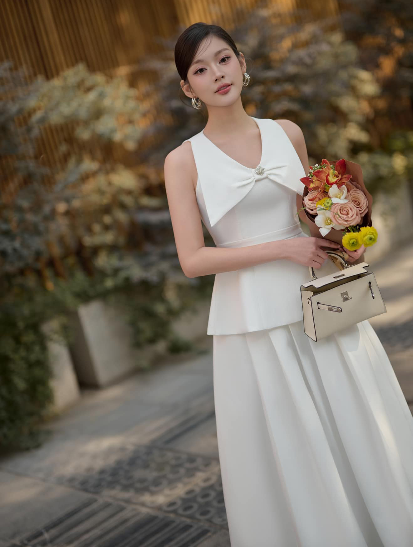 Τα έντονα χρωματιστά ρούχα είναι το μυστικό για να κερδίσετε πόντους στο καλό ντύσιμο στις αρχές της άνοιξης - Φωτογραφία 5. Trang phục sáng màu là bí quyết ghi điểm mặc đẹp đầu xuân- Ảnh 5.