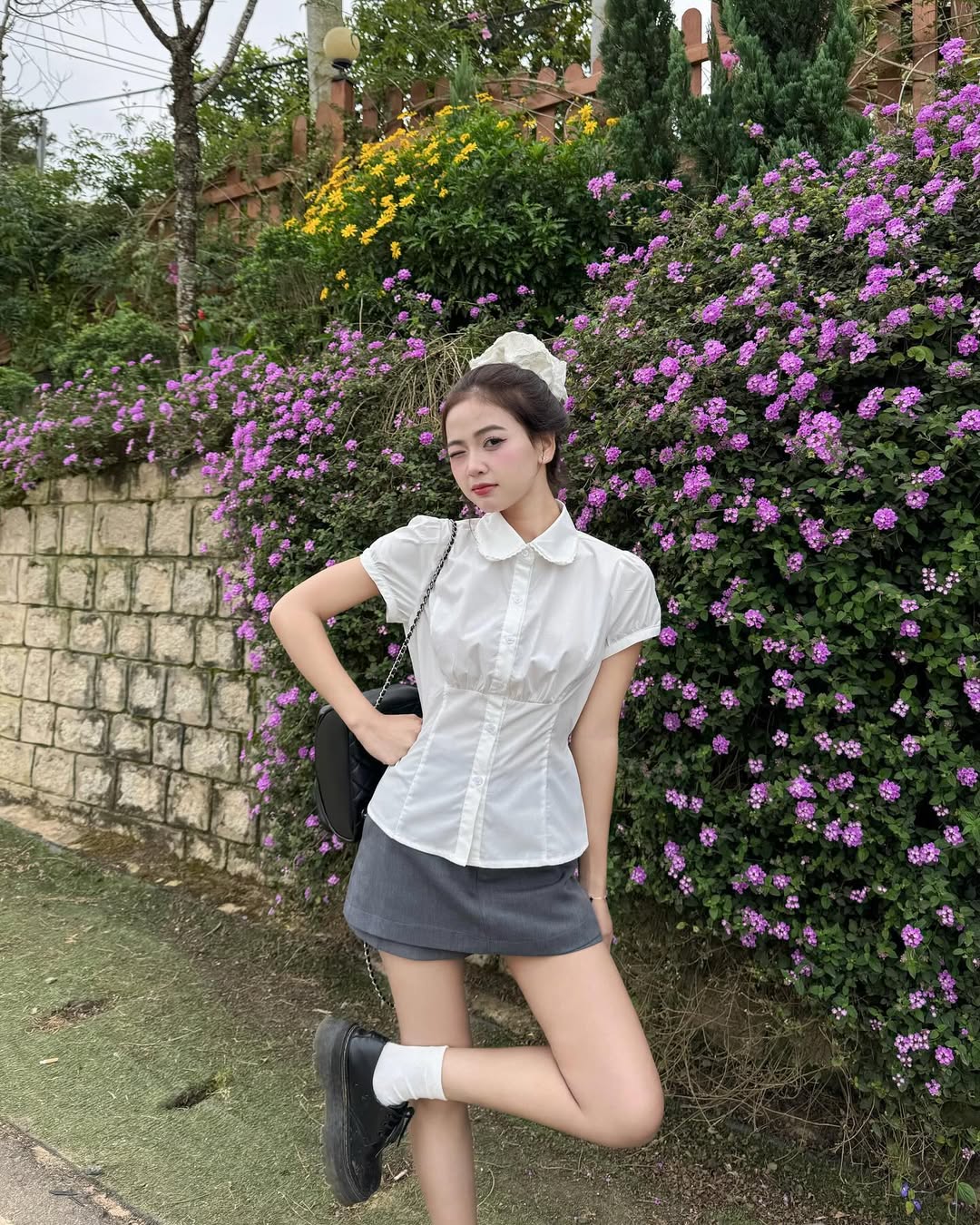 Điểm danh những phụ kiện tóc ‘gây bão’ mùa xuân năm nay- Ảnh 3. Điểm danh những phụ kiện tóc ‘gây bão’ mùa xuân năm nay- Ảnh 3.