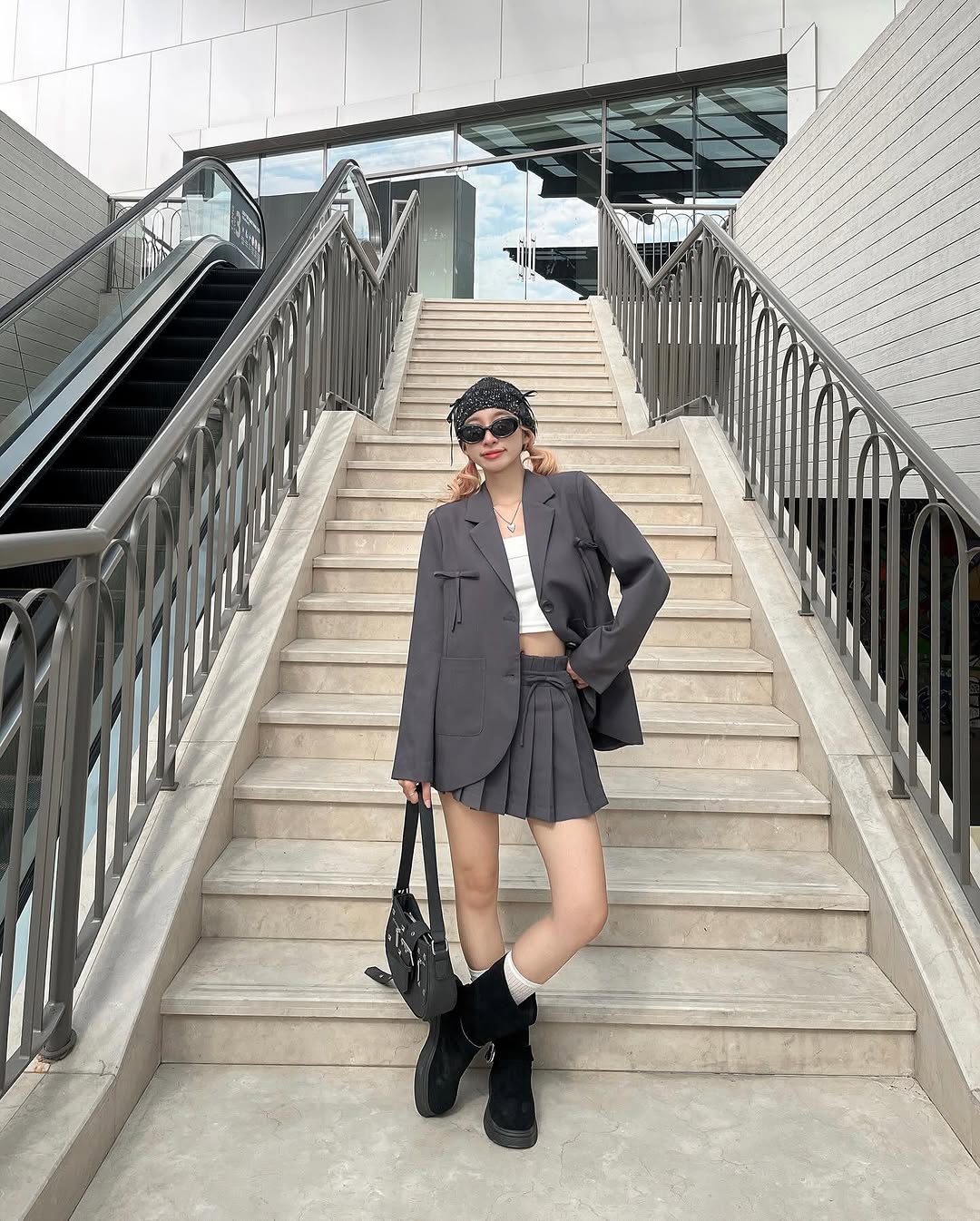 កូរពេញផ្លូវជាមួយនឹងការត្រឡប់មកវិញនៃកំពូលដំណាំ - រូបថត 4 ។ Khuấy đảo đường phố với sự trở lại của áo crop top- Ảnh 4.