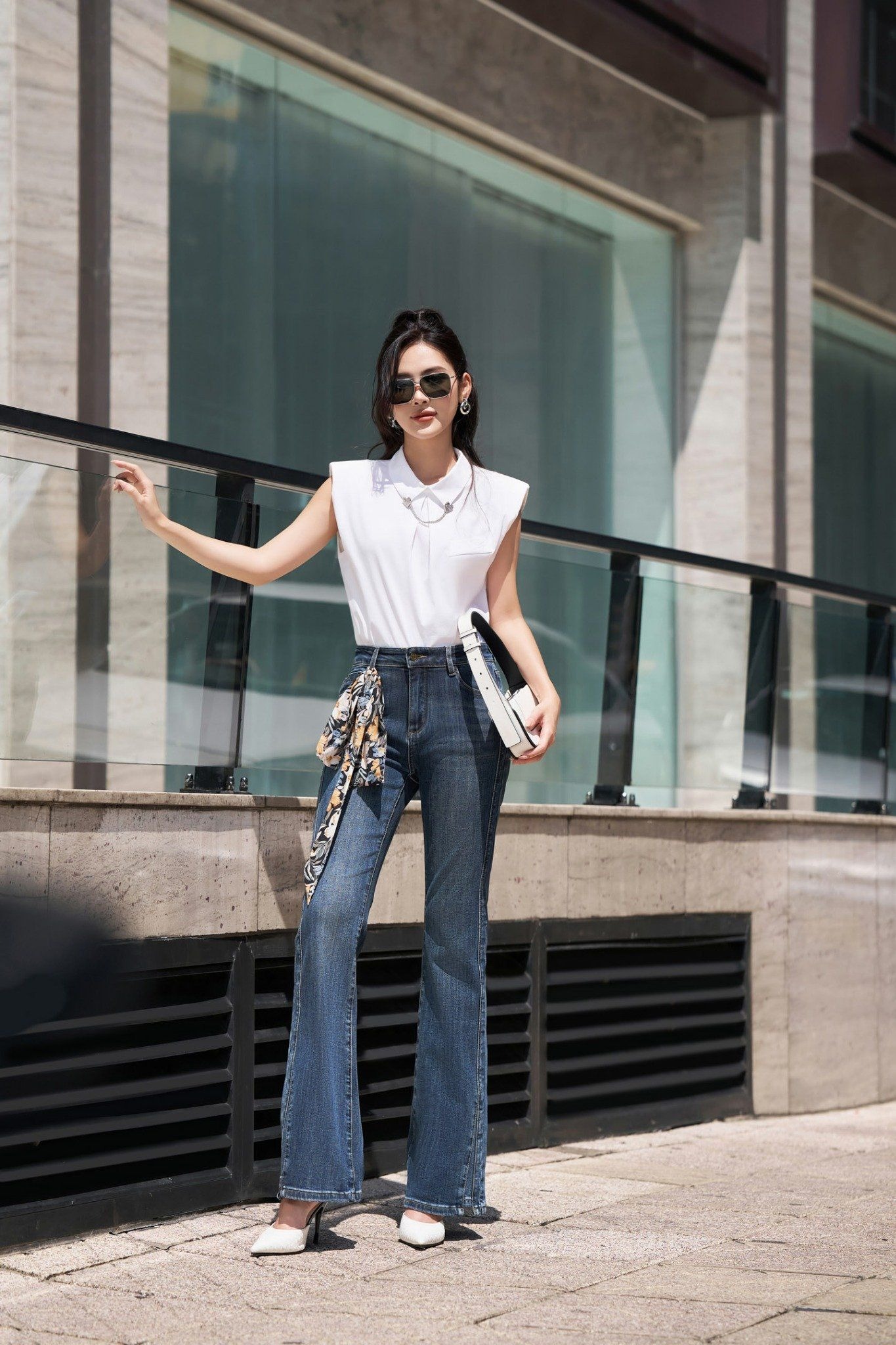 4 jenis celana 'cinta sejati' untuk hari-hari ketika Anda ingin mengubah gaya - Foto 5. 4 kiểu quần ‘chân ái’ cho những ngày muốn thay đổi phong cách- Ảnh 5.