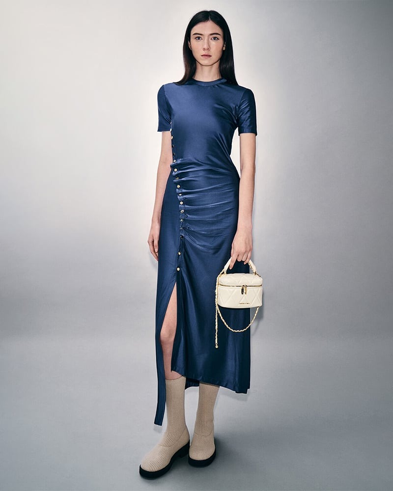 ເປີດເຜີຍກະເປົາຖື 'ອະເນກປະສົງ' ສໍາລັບສາວໆທີ່ມີສະໄຕລ໌ - ຮູບ 1. Bật mí những mẫu túi xách ‘đa năng’ dành cho cô nàng sành điệu- Ảnh 1.