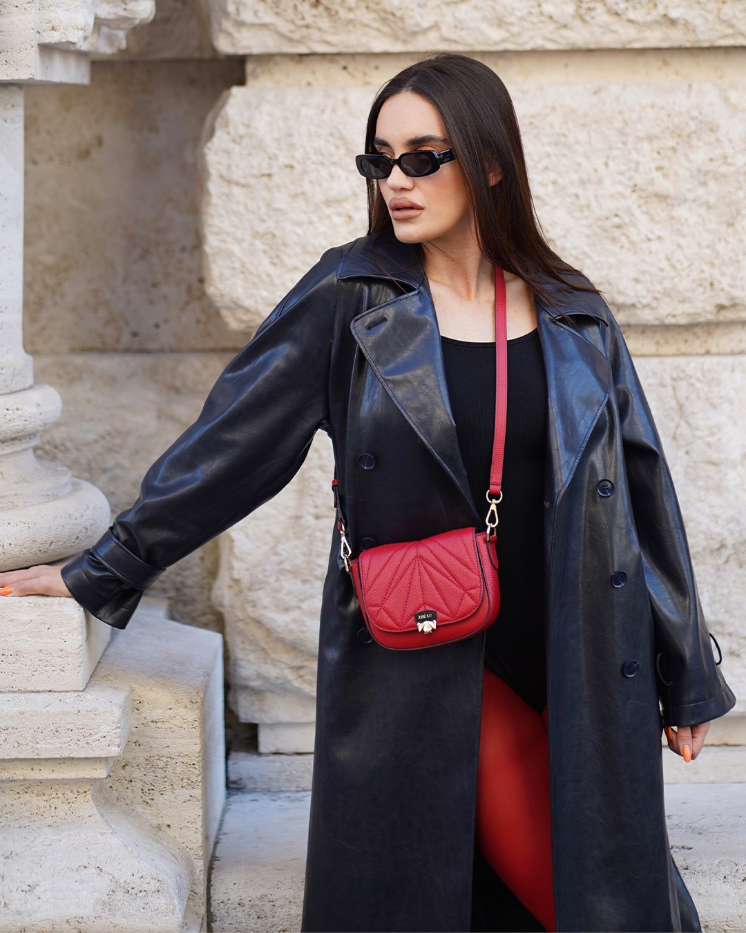 ເປີດເຜີຍກະເປົາຖື 'ອະເນກປະສົງ' ສໍາລັບສາວໆທີ່ມີສະໄຕລ໌ - ຮູບ 5. Bật mí những mẫu túi xách ‘đa năng’ dành cho cô nàng sành điệu- Ảnh 5.