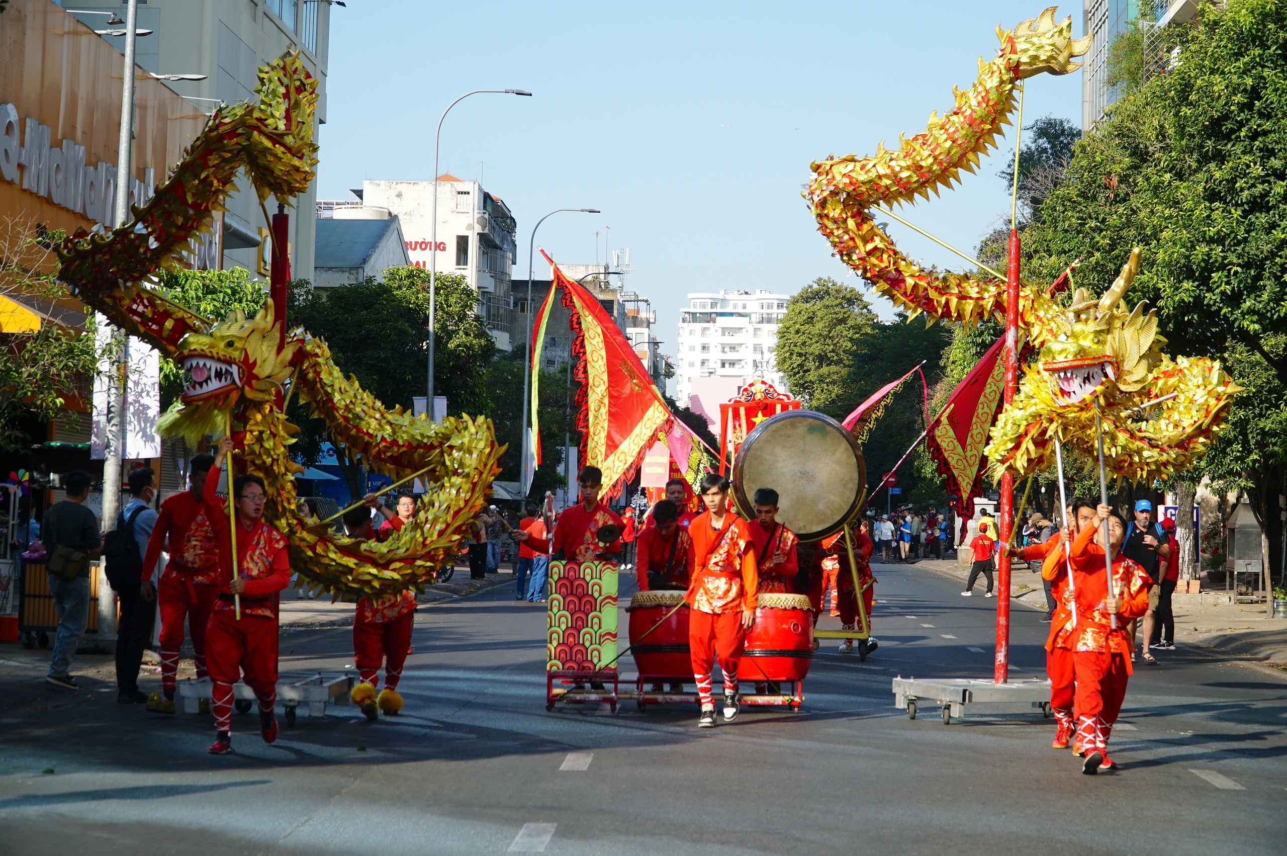 Đông nghẹt người ở Chợ Lớn xem lễ Nghinh Ông Quan Thánh xuất du- Ảnh 5.