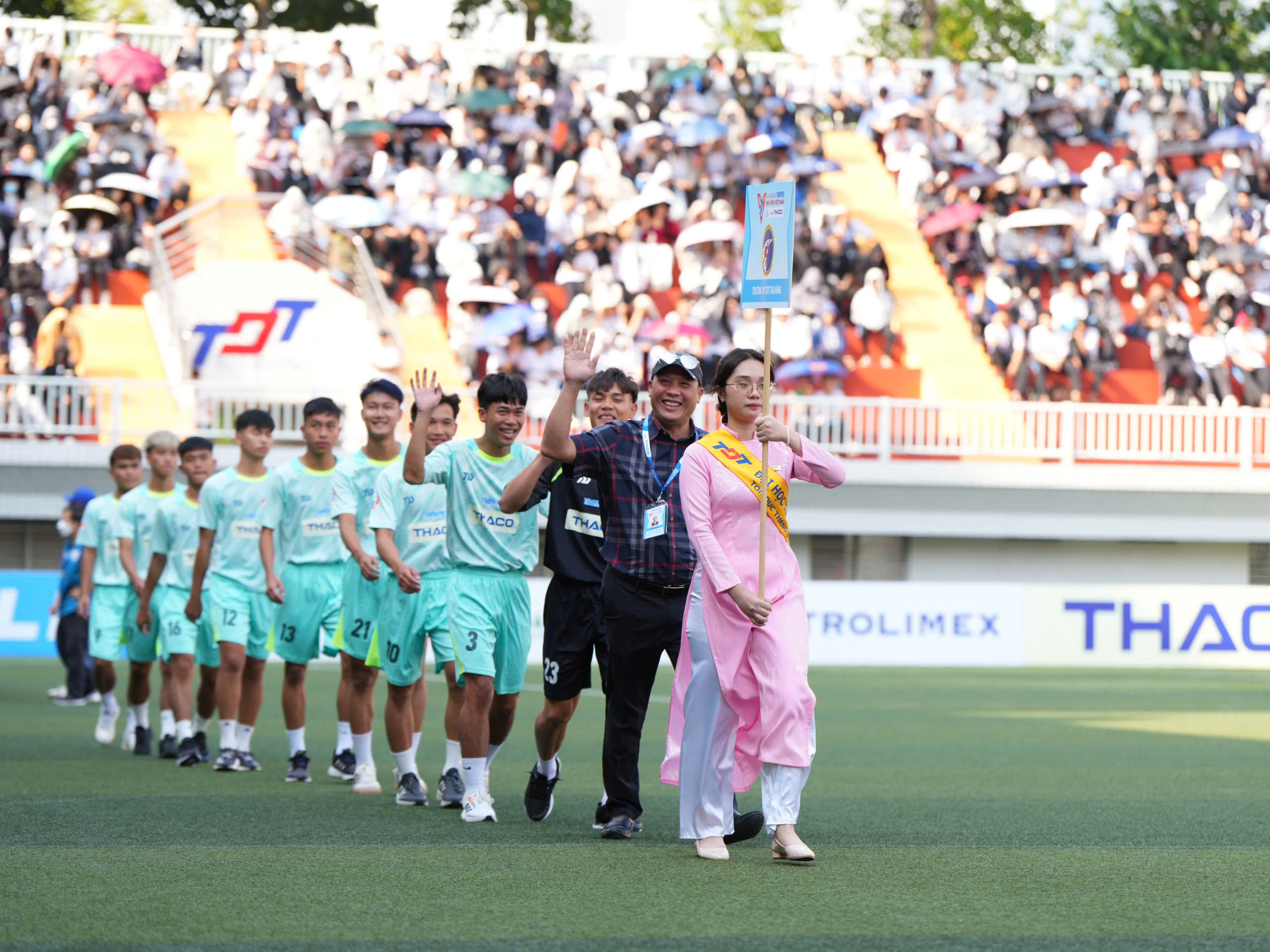 HLV Kim Sang-sik: 'Háo hức mong chờ sinh viên Việt Nam so tài sinh viên Hàn Quốc'- Ảnh 7.