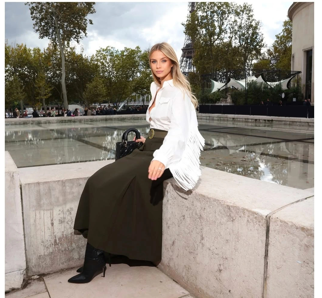 5 looks modernos para uma cintura fina - Foto 1. 5 bộ trang phục thời thượng để có vòng eo nhỏ nhắn- Ảnh 1.