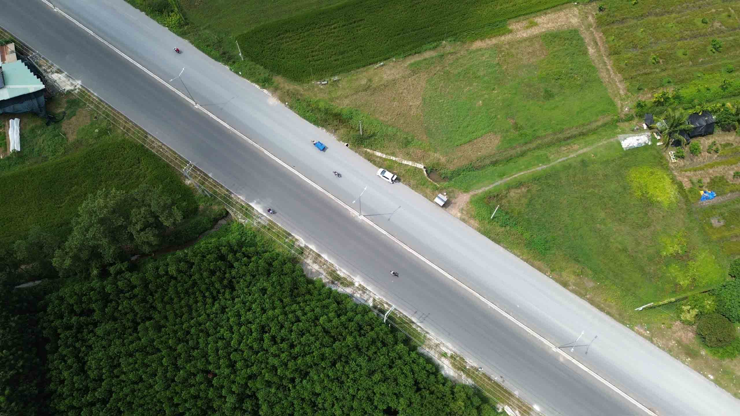 Mong sớm có hệ thống giao thông liên vùng hoàn thiện để phát triển kinh tế TP . HCM - Ảnh 1. Mong sớm có hệ thống giao thông liên vùng hoàn thiện để phát triển kinh tế TP . HCM - Ảnh 1.
